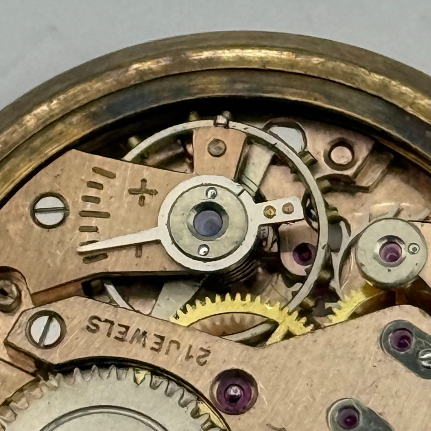 AS 1002 984 Watch Movement Accurist Manual Wind Vintage Parts Repair 29.7mm