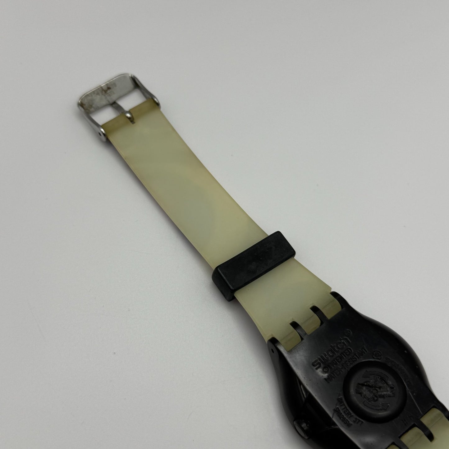 2005 Swatch Jelly in Jelly Purple Mystery SUJB101 Quartz Watch + Box 36mm