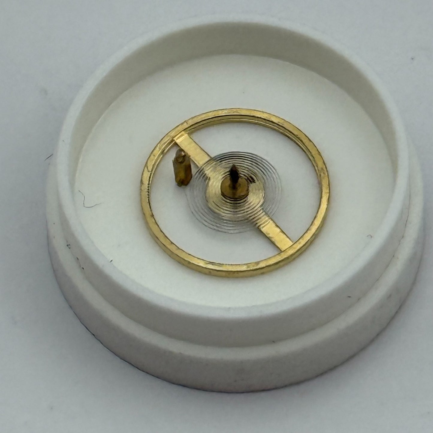 BFG 1582 Balance Complete a pl + a dgt Renata 1402 Watch Movement Parts Vintage