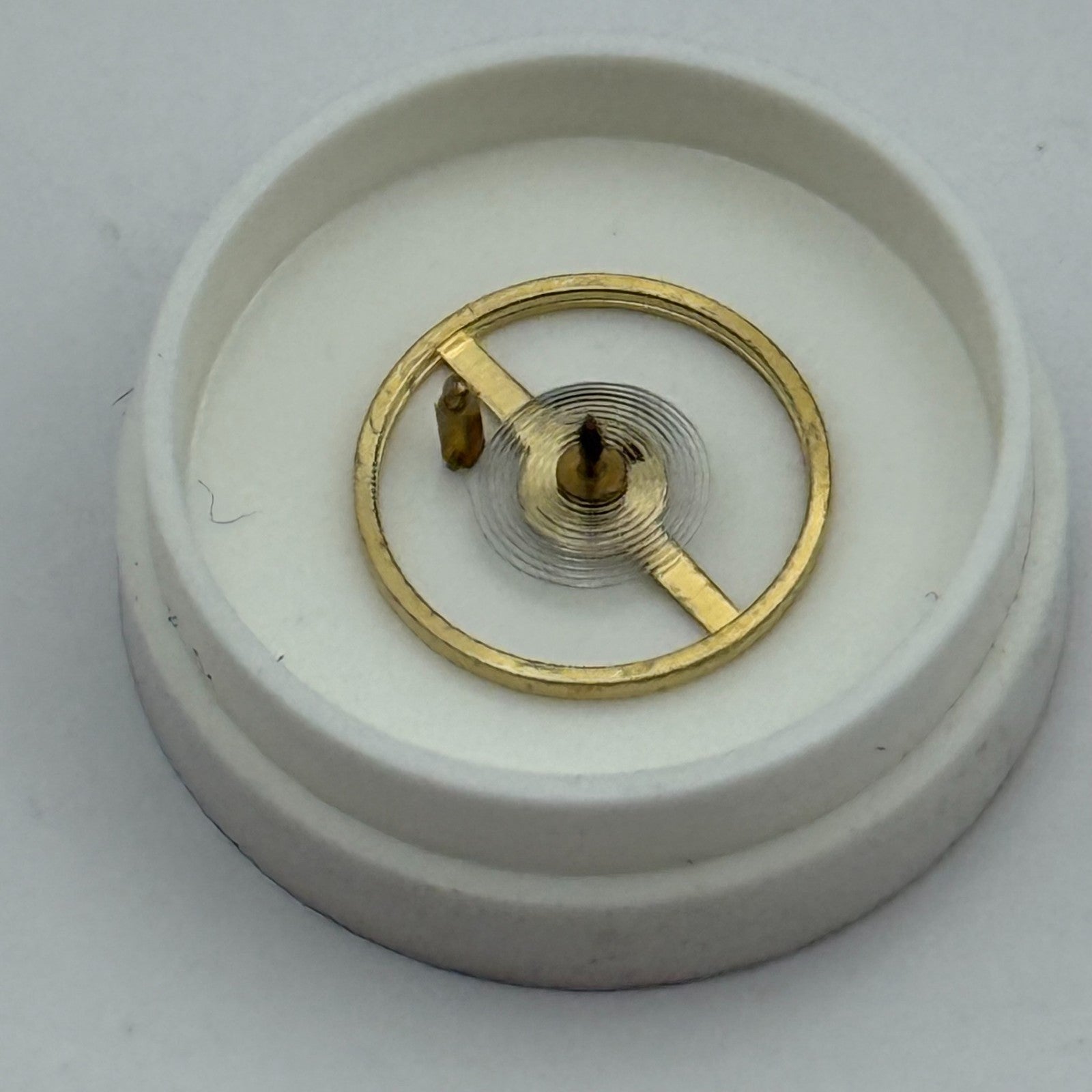 BFG 1582 Balance Complete a pl + a dgt Renata 1402 Watch Movement Parts Vintage