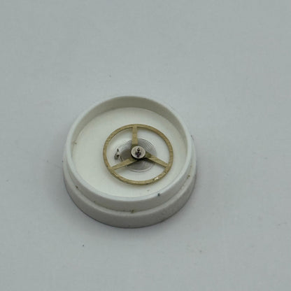 ST 1940 1950 Balance Wheel Complete And Spring   1698 M Watch Movement Parts 