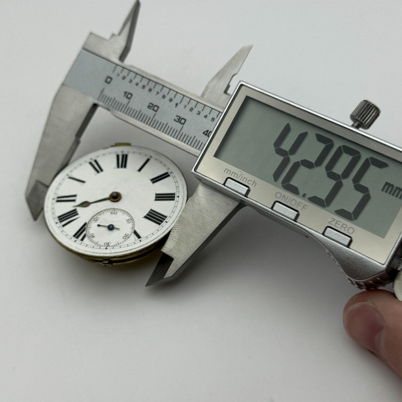 42.9mm Antique CWMC/S Wigston Coventry Cooperative Pocket Watch Movement PARTS