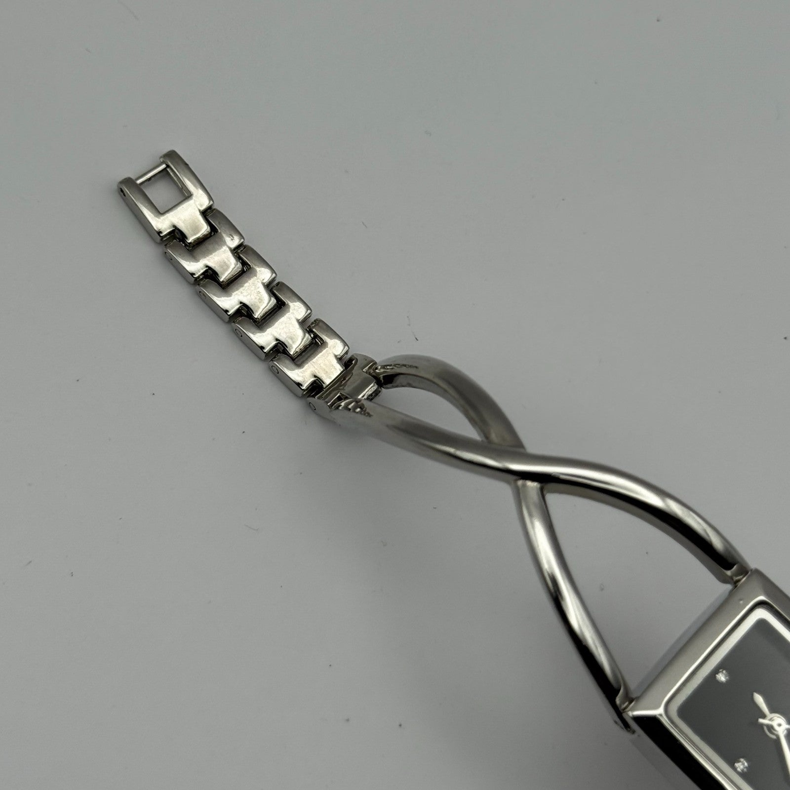 Avon Ladies Quartz Watch Black Square Dial Silver Tone Bracelet Working 19mm