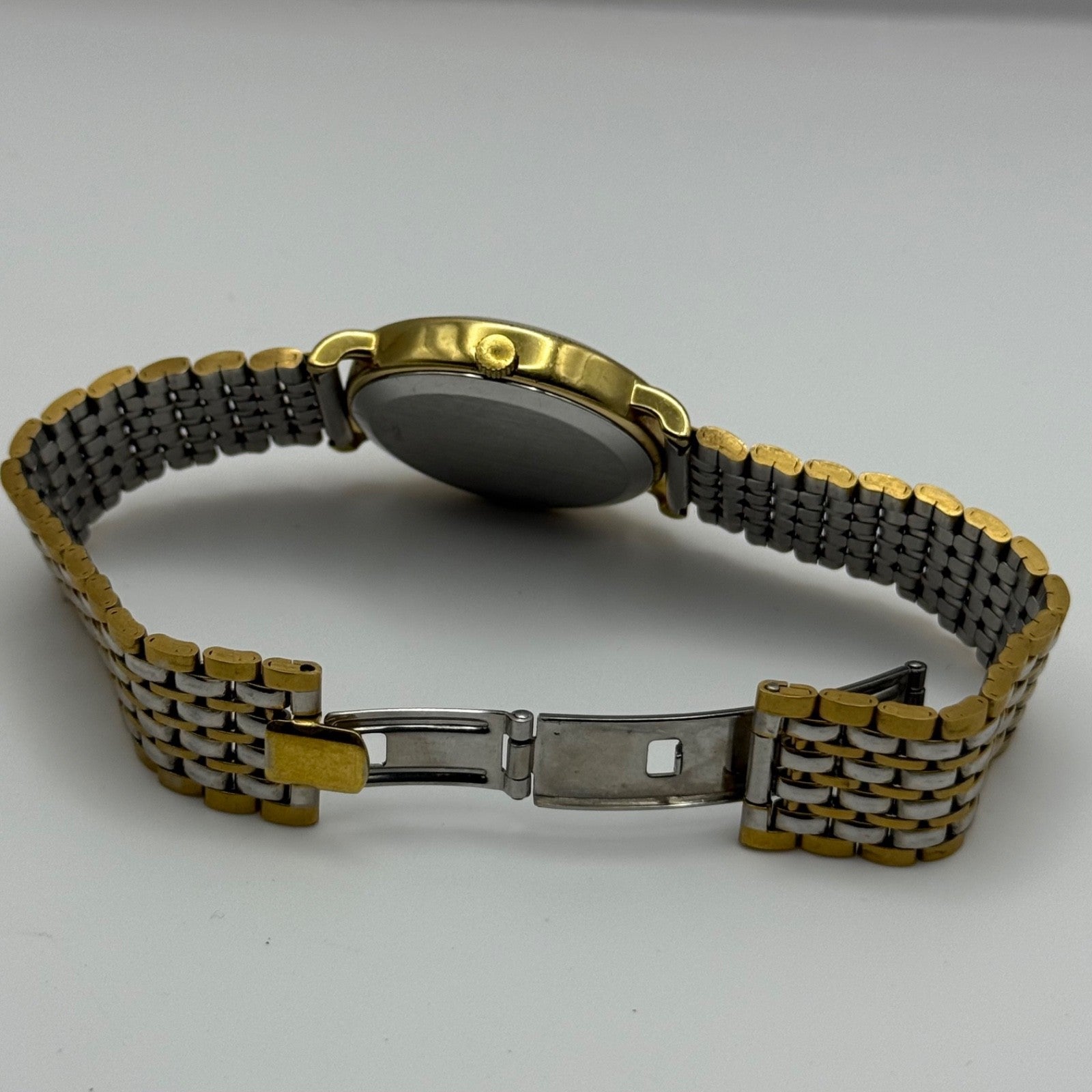 Jean Renet Carleton Watch Vintage Two Tone Bracelet Quartz Date Dial Swiss 33mm