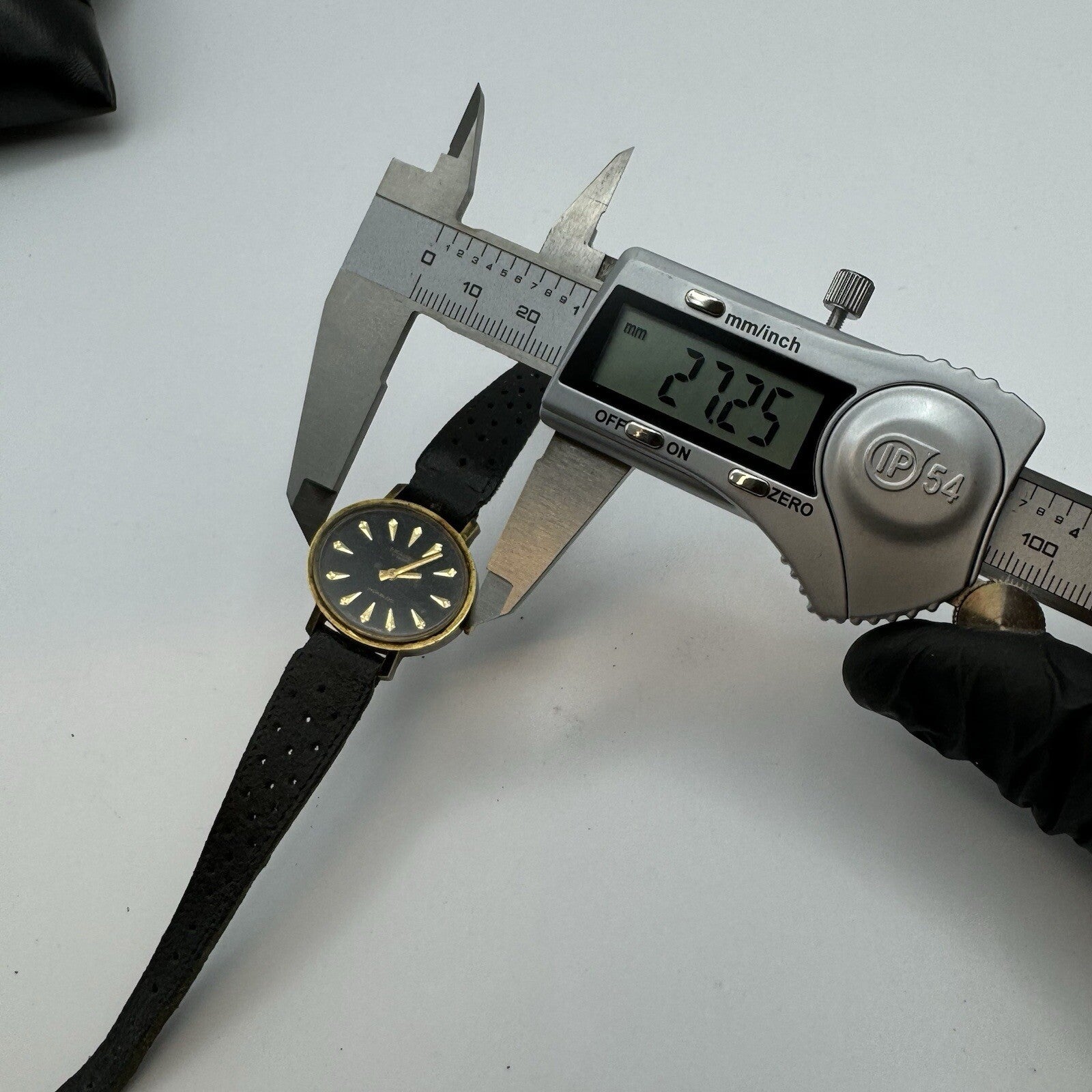27mm Ladies Manual Wind Excalibur Black Dial Swiss Watch To Repair Non Working