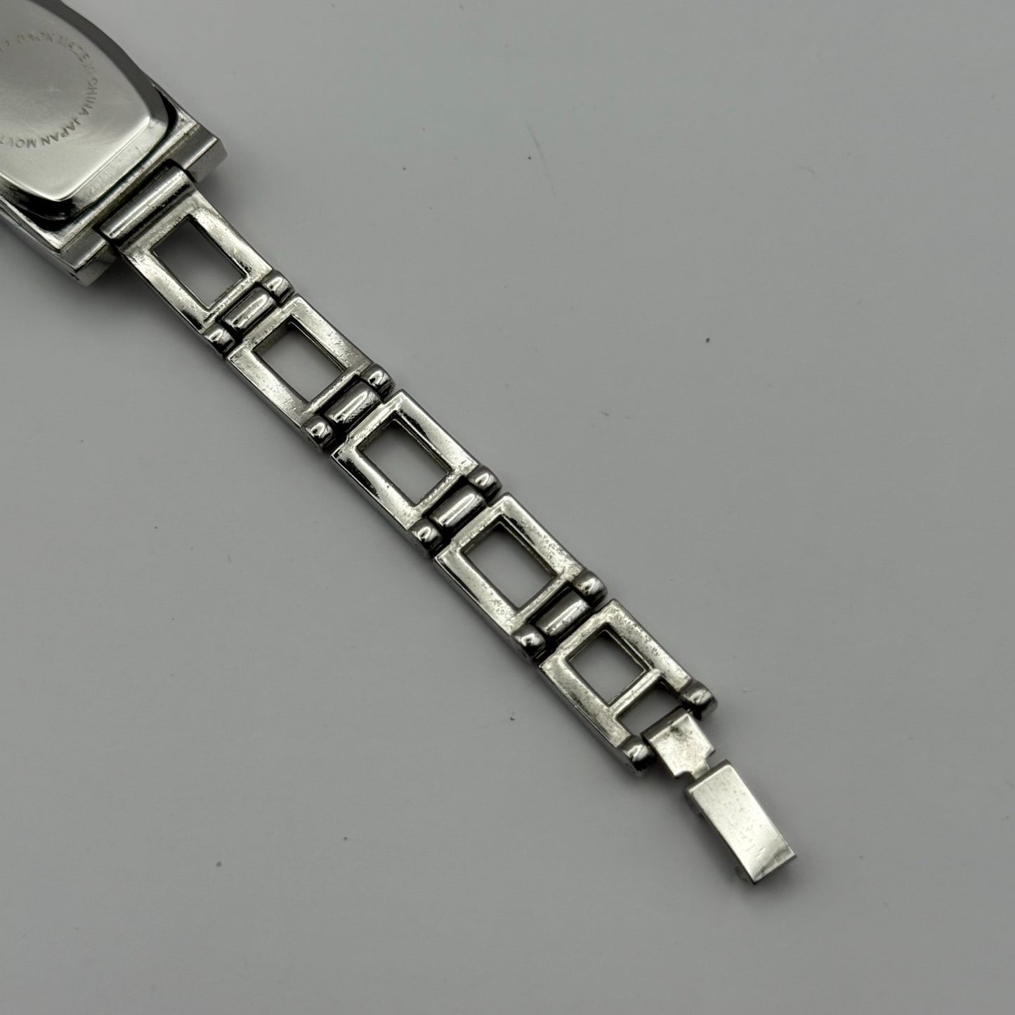 Louis Valentine Ladies Quartz Watch Purple Dial Silver Tone Japan Working 19mm