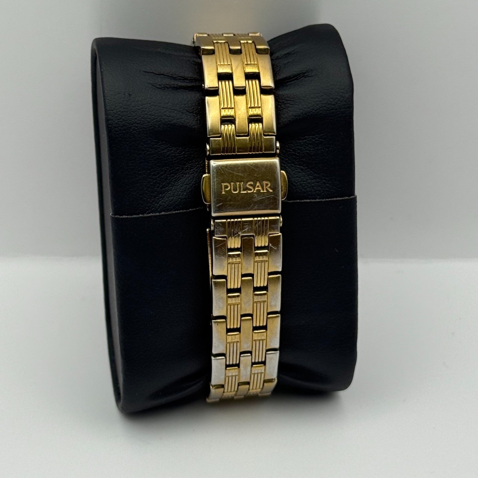 Pulsar Ladies Quartz Watch Crystal Markers Date Gold Tone Bracelet Working 25mm