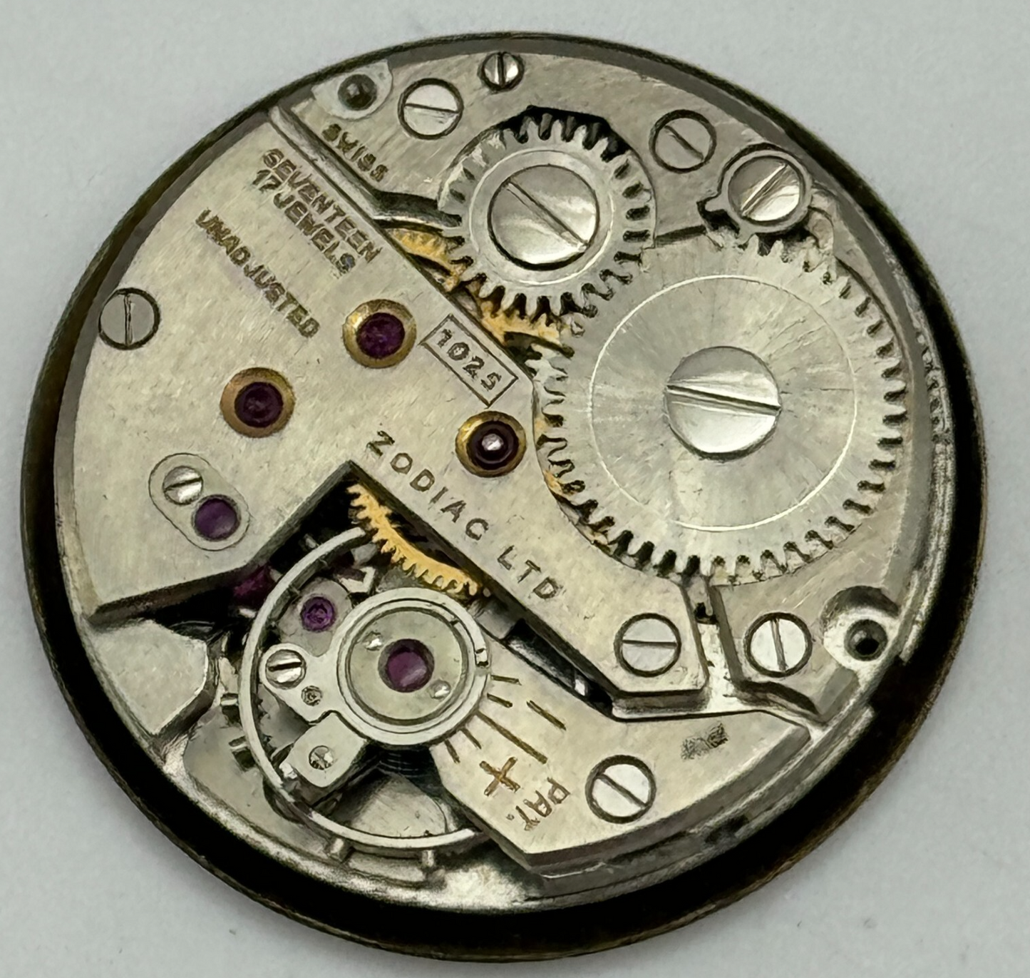 23.6mm Zodiac Cal 1025 Manual Wind Watch Movement Swiss Vintage PARTS SPARES