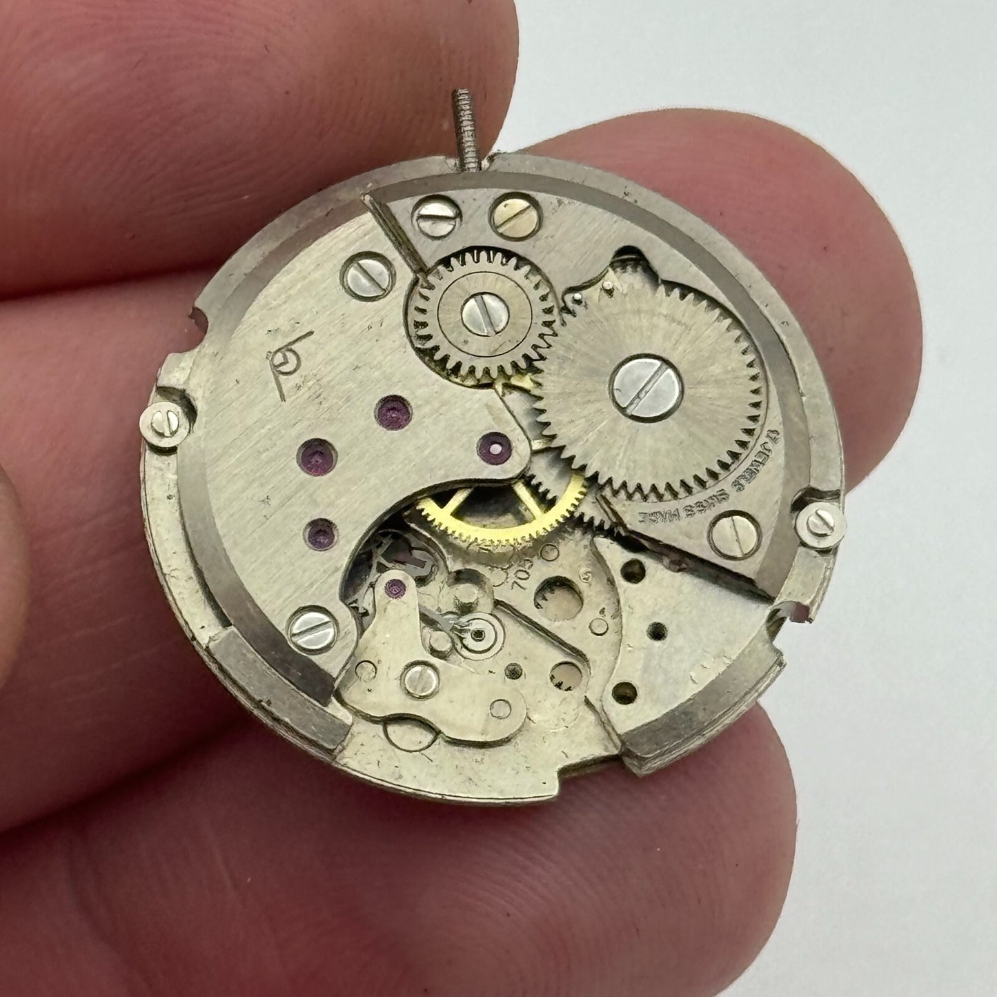 25.9mm Peseux 7056 Swiss Manual Wind 17 Jewels Watch Movement PARTS REPAIR SPARE