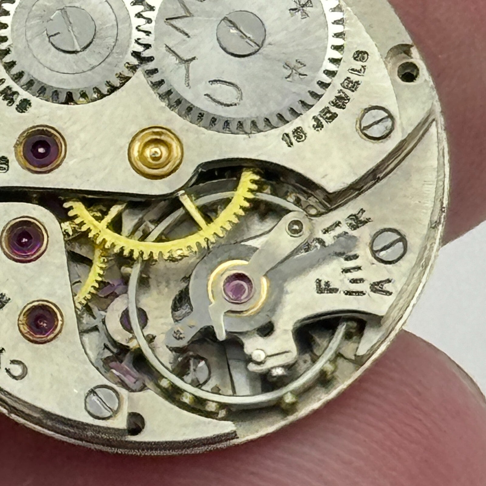 19.7mm Ladies Cyma R.424 Balance Ok Nice Finish Sub Seconds Watch Movement PARTS