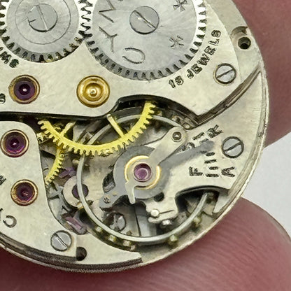 19.7mm Ladies Cyma R.424 Balance Ok Nice Finish Sub Seconds Watch Movement PARTS