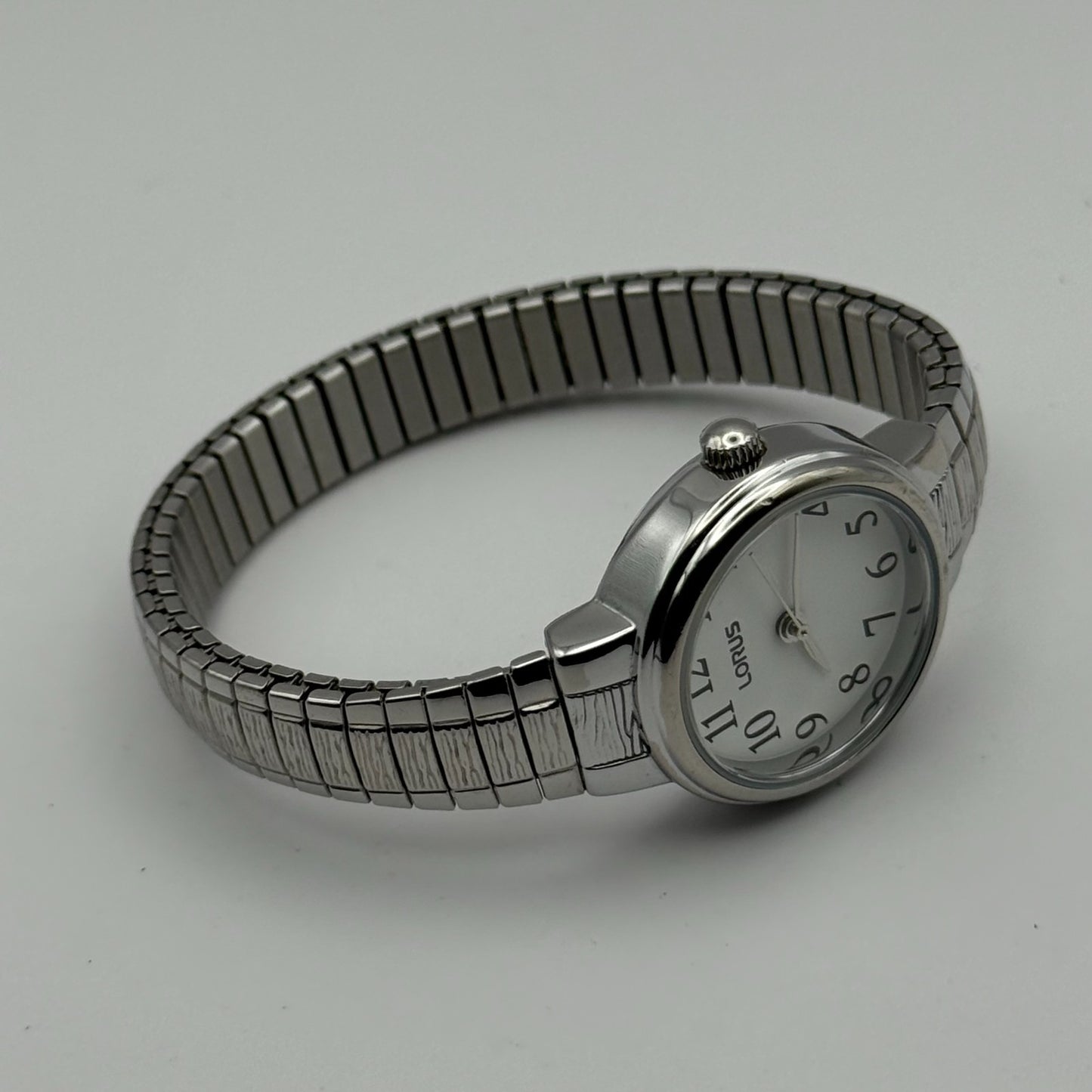 Lorus Ladies Quartz Watch White Dial Silver Tone Stretch Band Japan Working 23mm