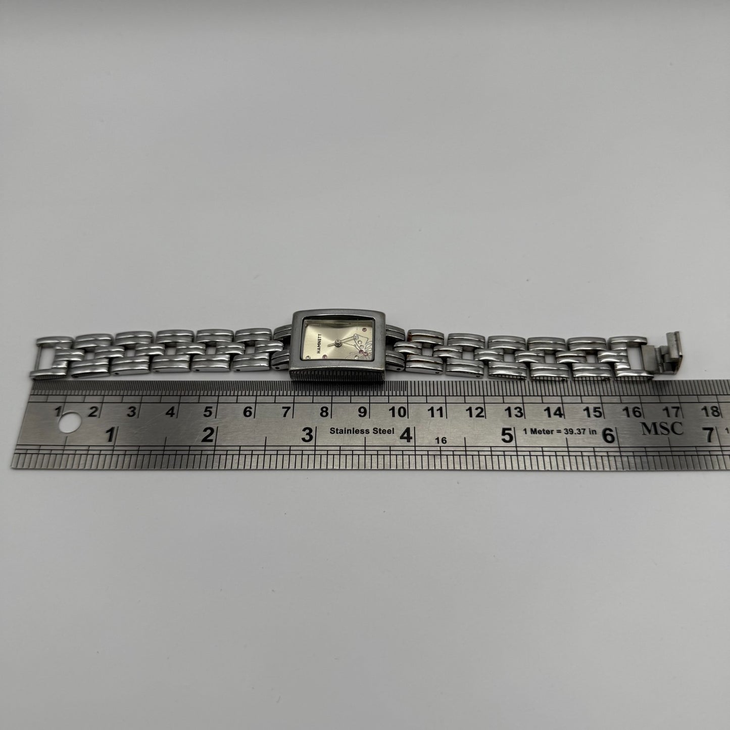 Hamnett Ladies Quartz Watch Butterfly Dial Silver Tone Bracelet Working 19mm