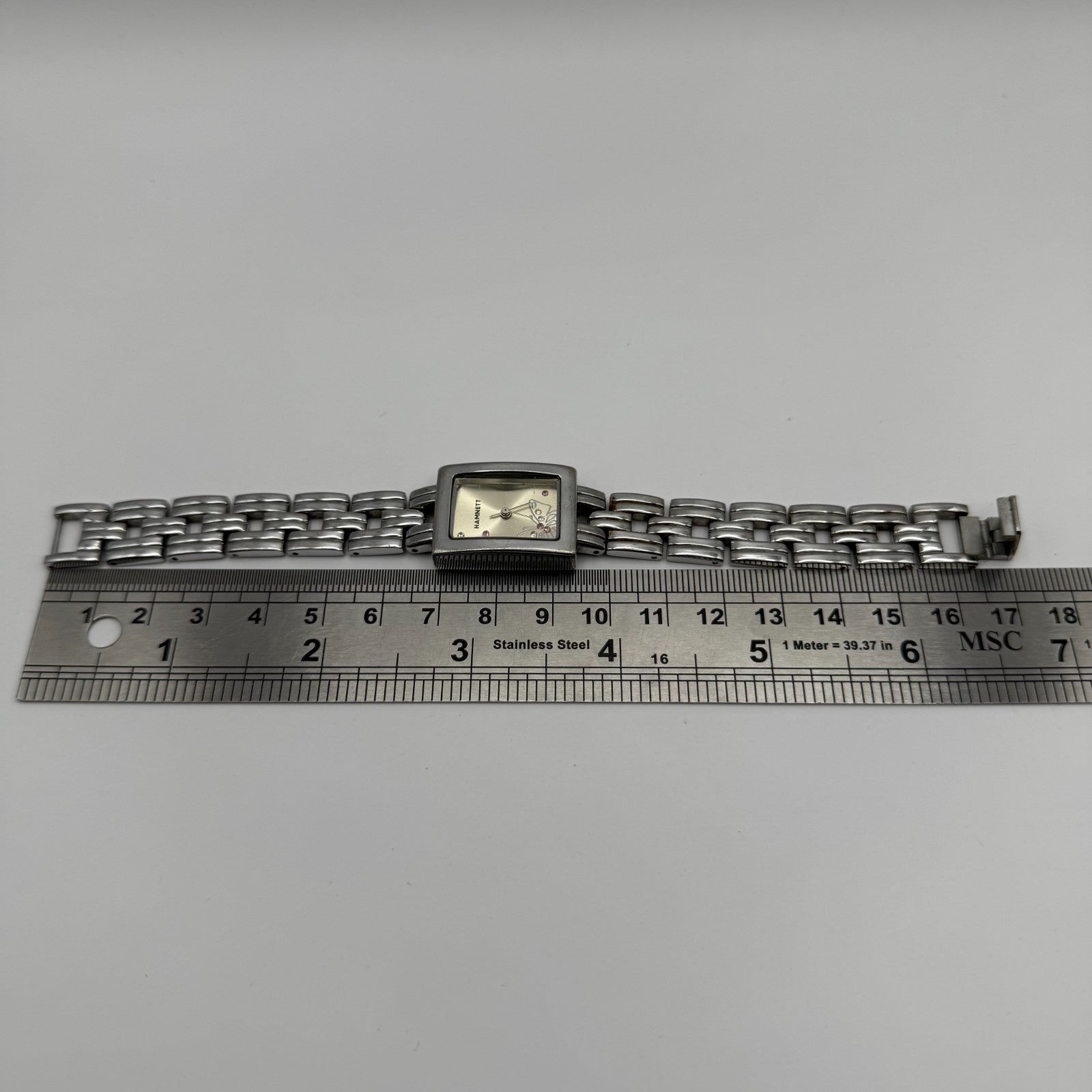 Hamnett Ladies Quartz Watch Butterfly Dial Silver Tone Bracelet Working 19mm