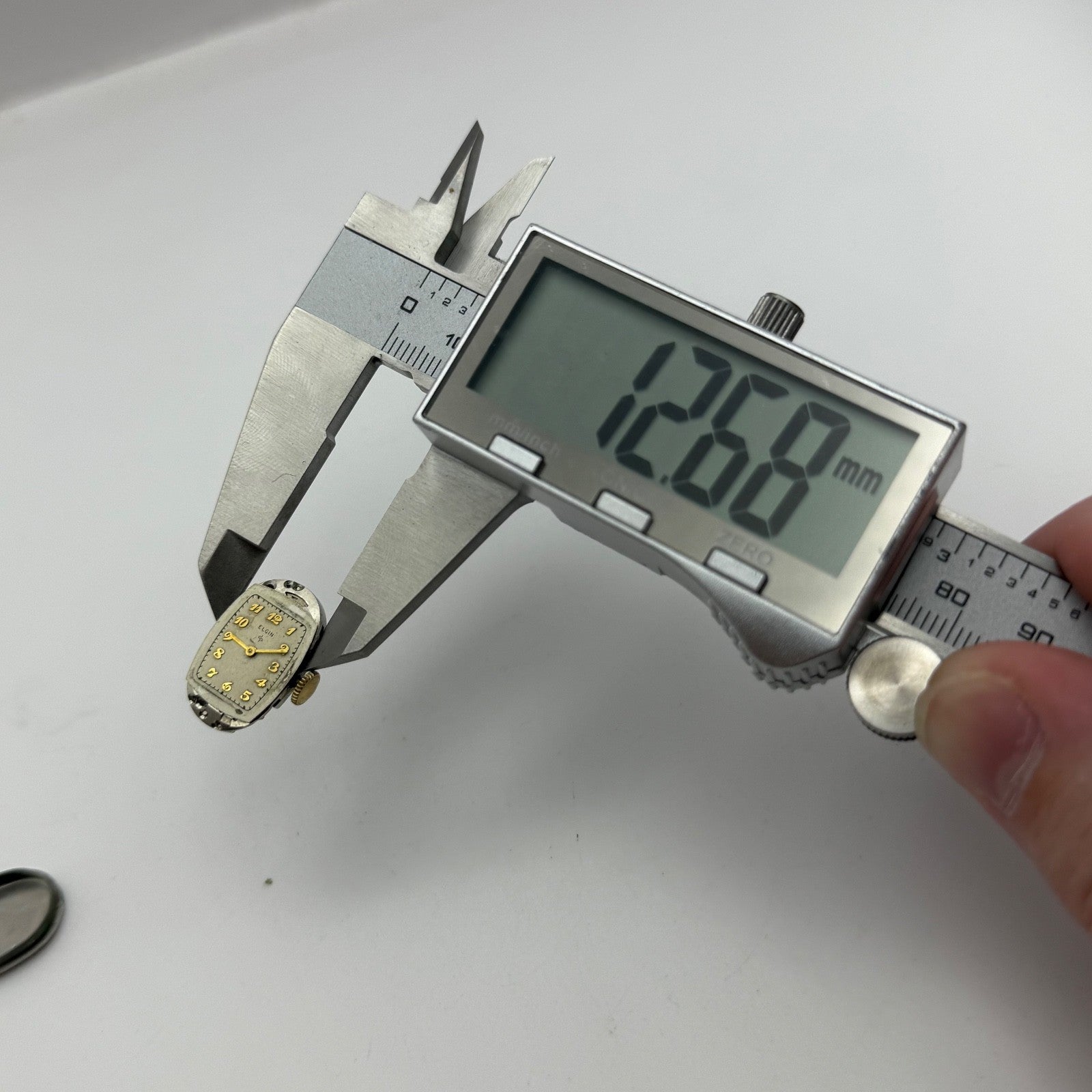 Elgin Grade 541 Model 2 Watch Movement 1951 21/0s American Parts Repair Ladies