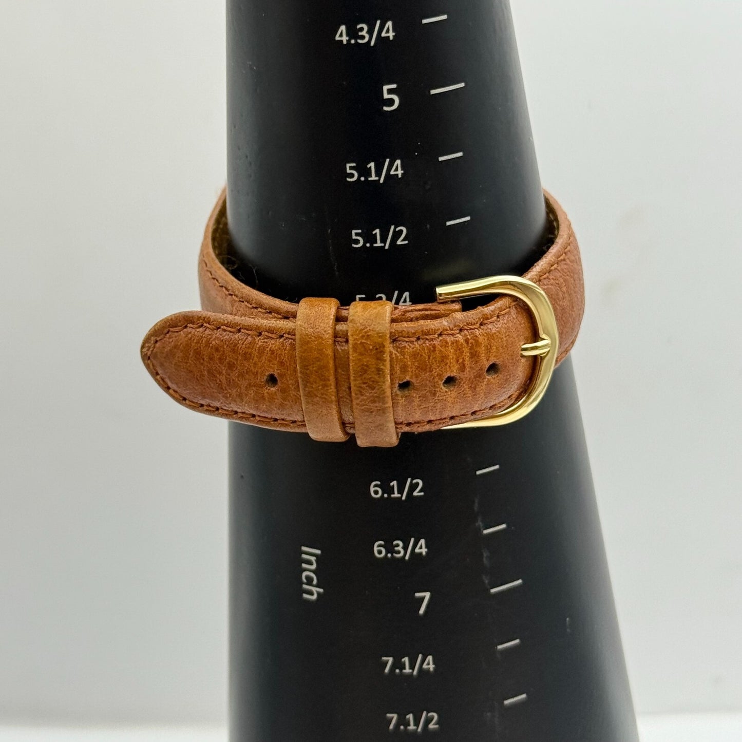 33mm Working Vintage Accurist 404000 Date Dial Leather Quartz Watch New Battery