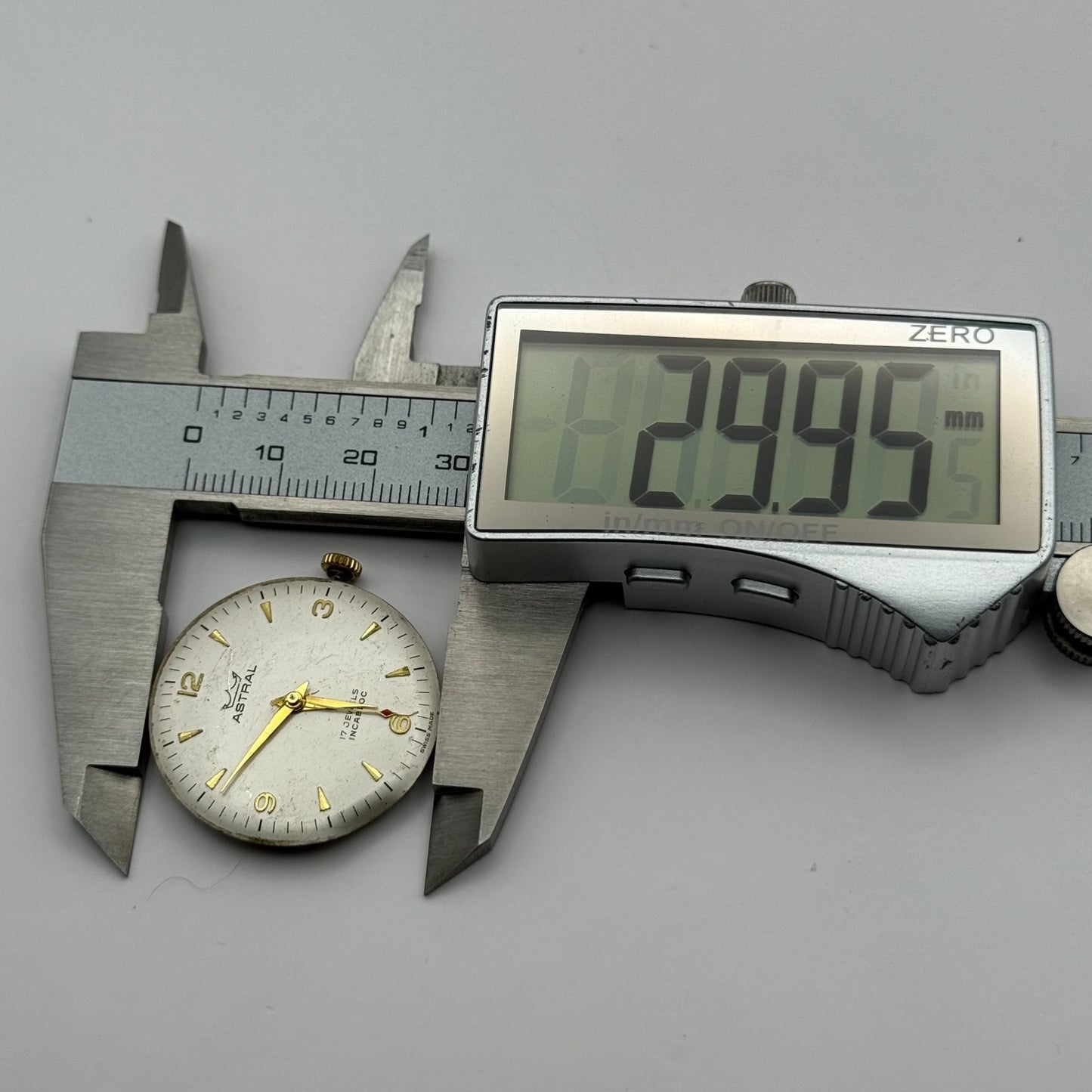 FHF ST 96 Watch Movement Astral Manual Wind Vintage Swiss Parts Repair 25.6mm