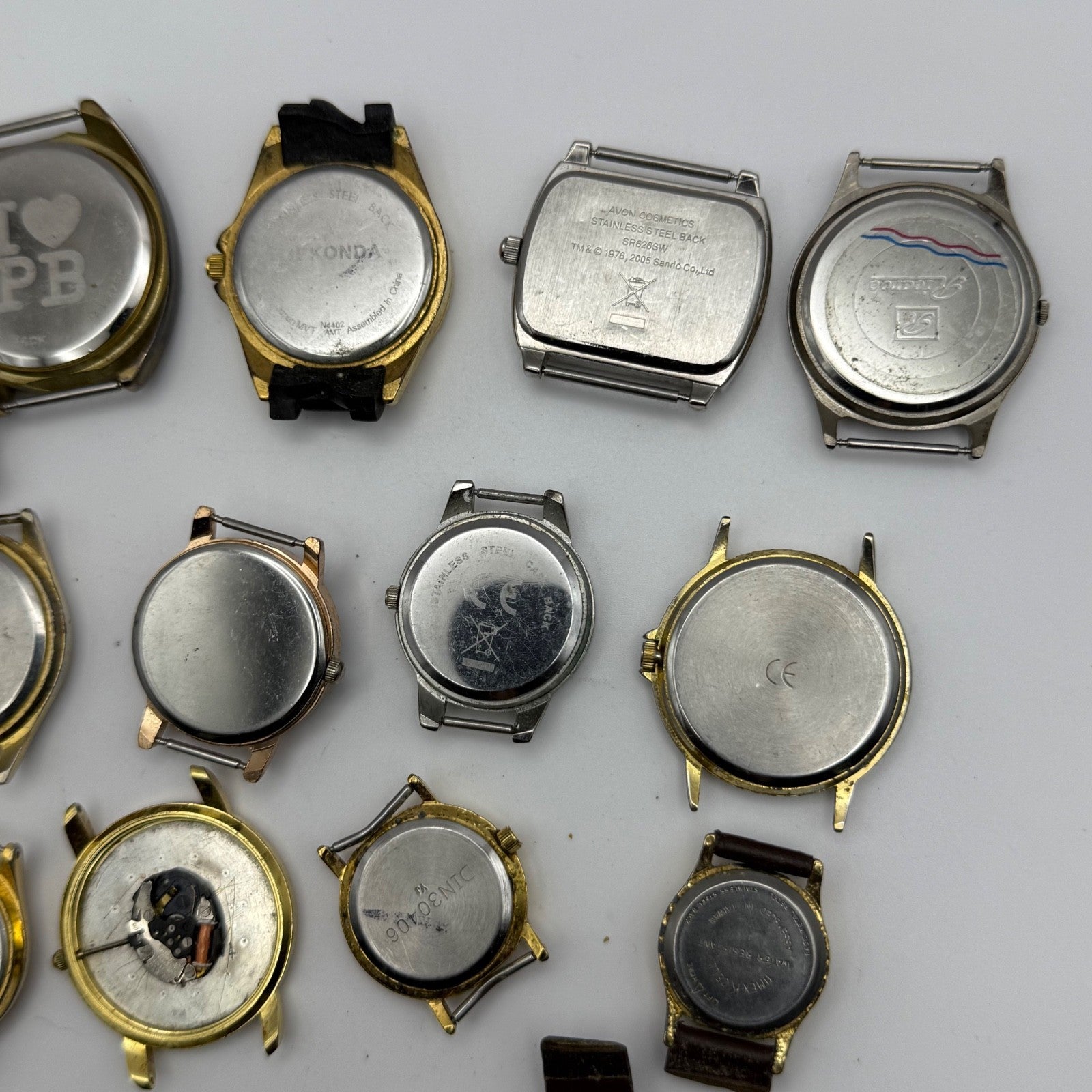 Bundle Of 16 Quartz Watches Modern / Vintage Untested Parts / Repair / Crafts