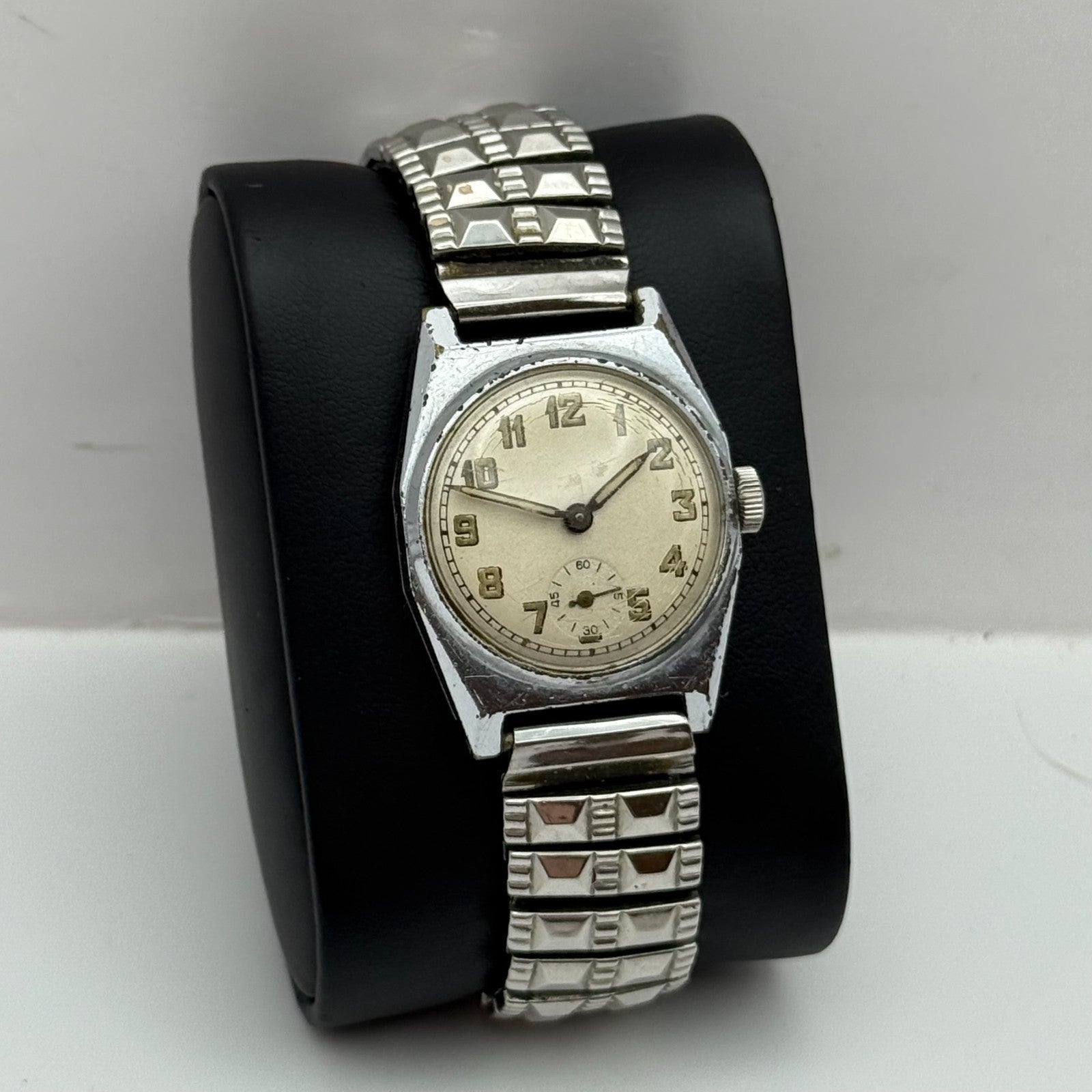 28mm Running Vintage S.G.D.G Pierce Watch Co Military Style Watch PARTS REPAIR