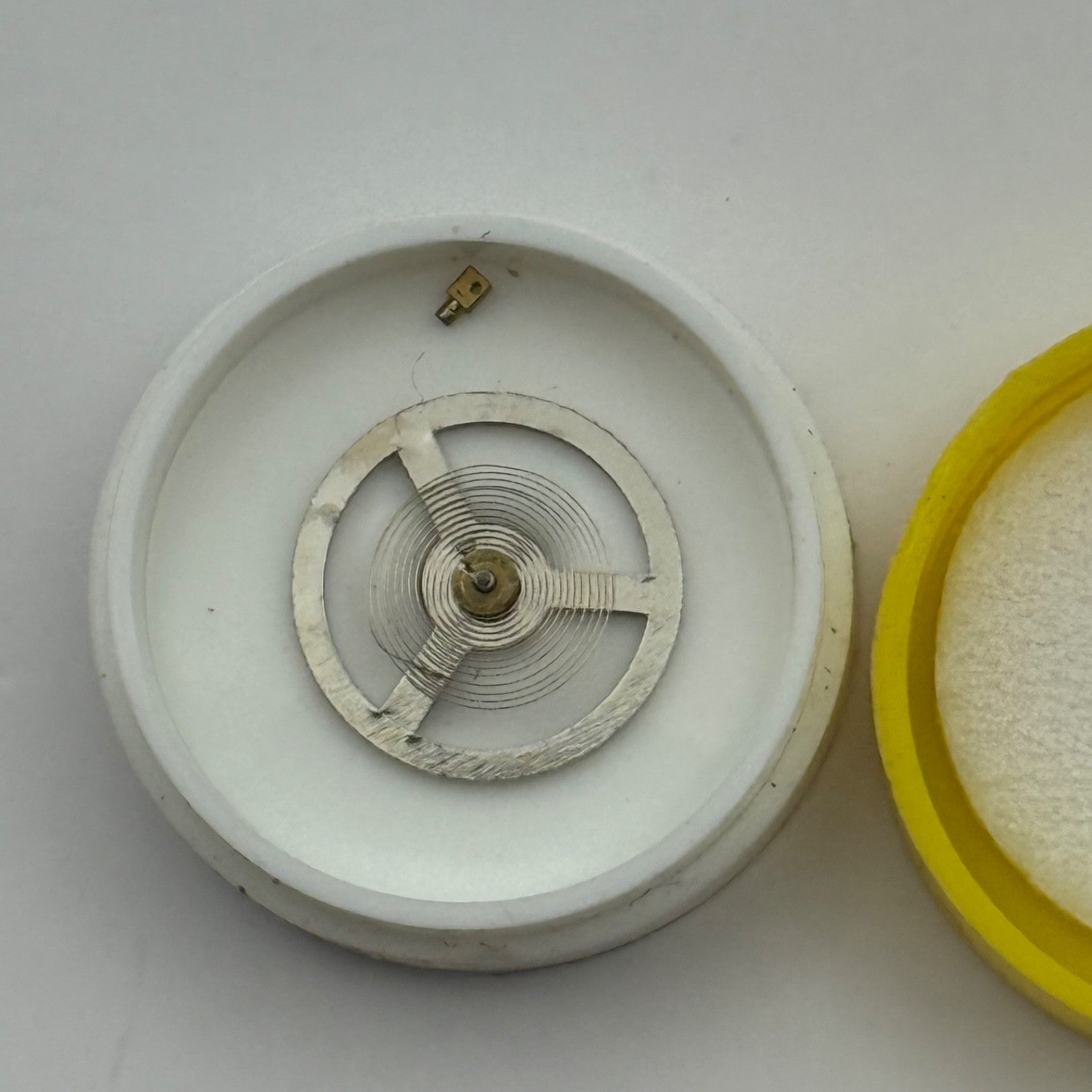 LS 1262 Balance Wheel Complete And Spring Rosk 1855 Watch Movement Parts NOS