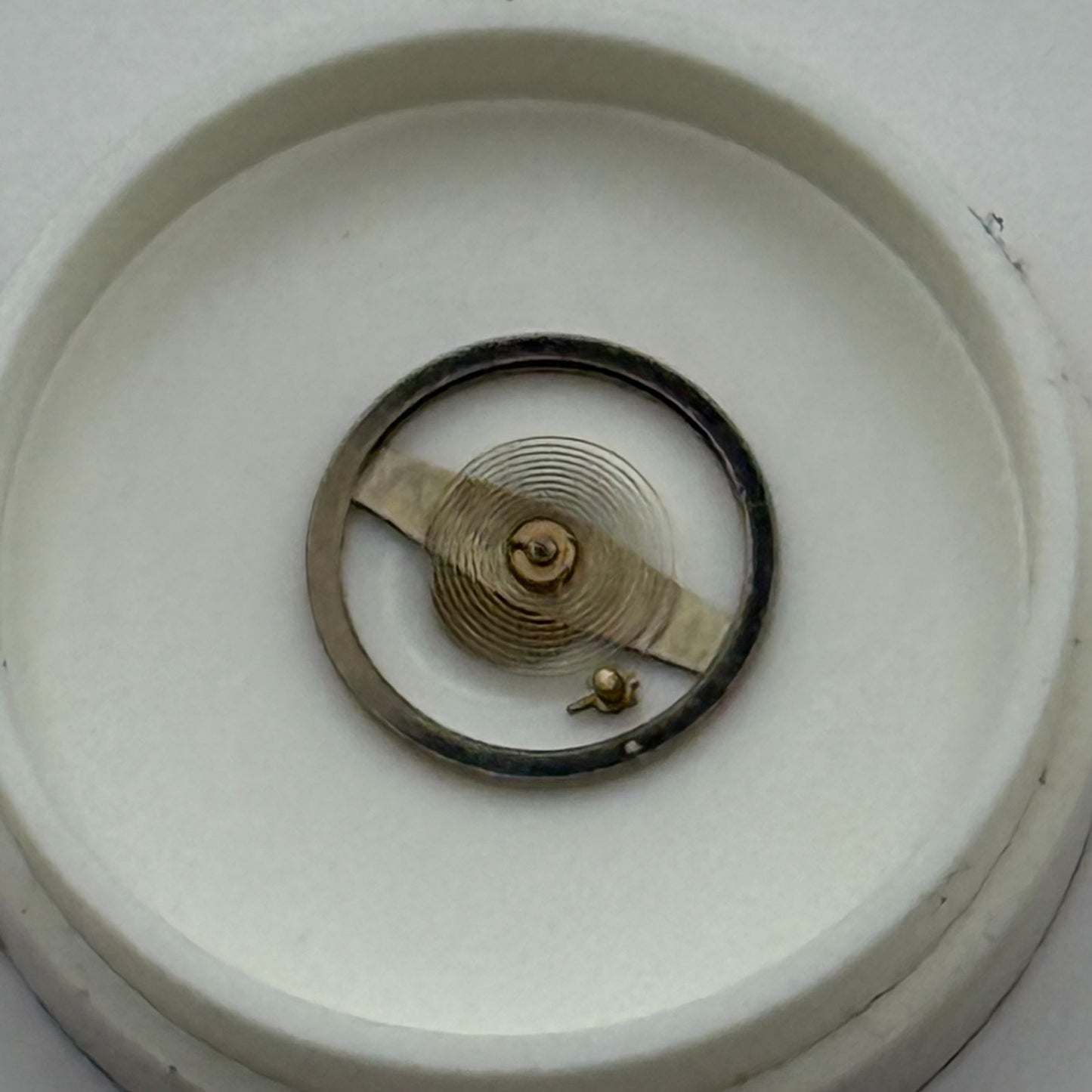 BRAC 2051 Balance Wheel Complete And Spring 5½’’’ 69 M Watch Movement Parts NOS