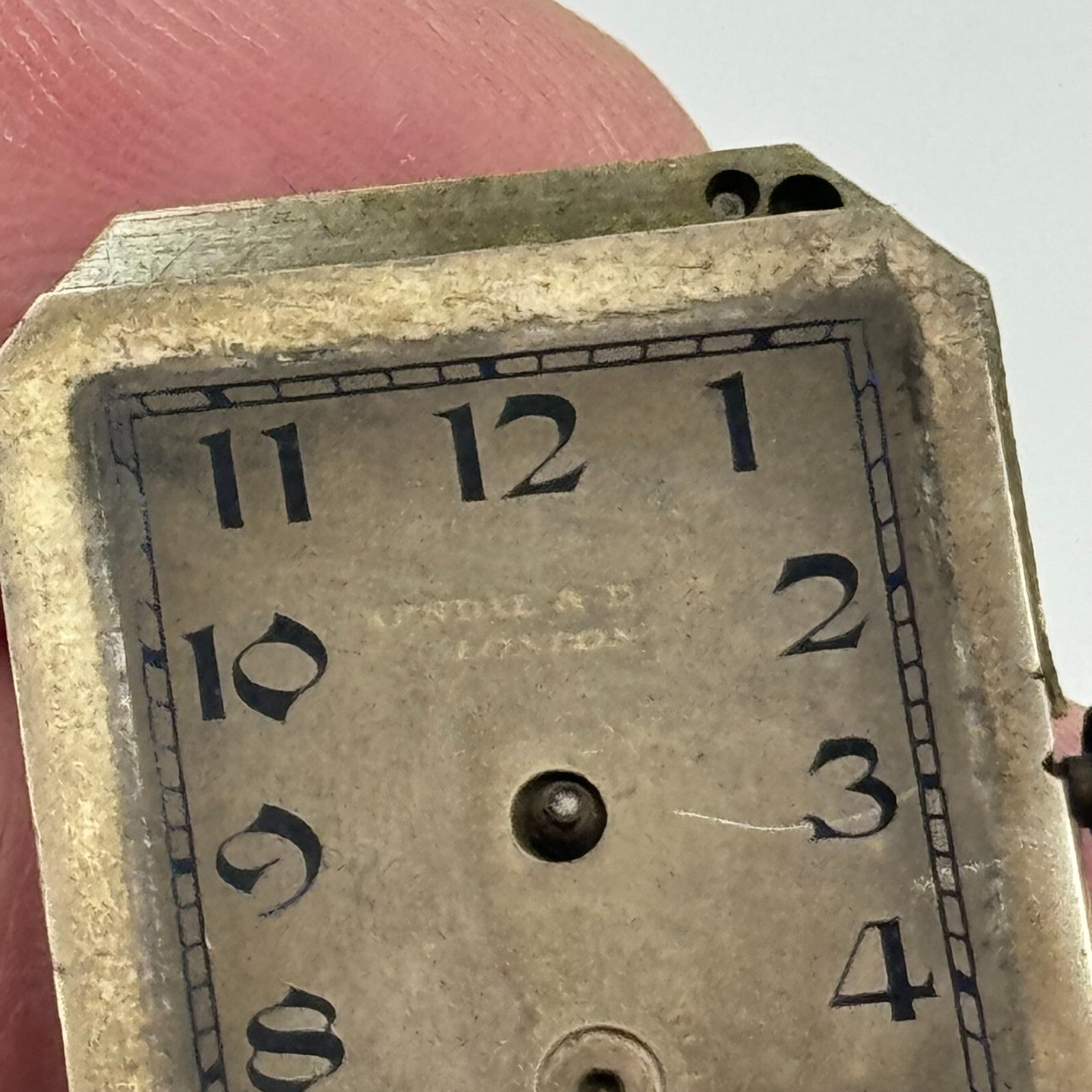 20.7mm Kendal & Dent Rotary Maximus Rare Tank Watch Movement Manual Wind PARTS