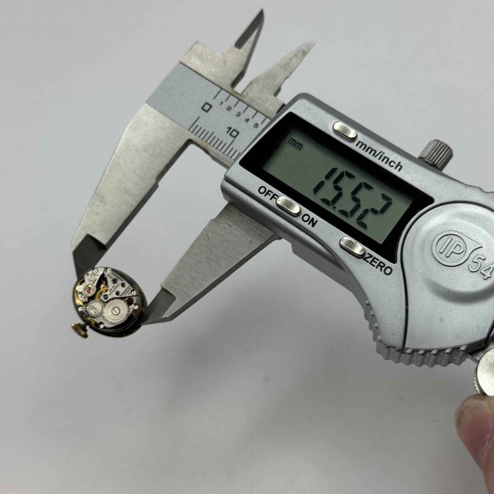 13mm Ladies Certina 13-20 Balance Ok Manual Wind 17 Jewels Watch Movement PARTS