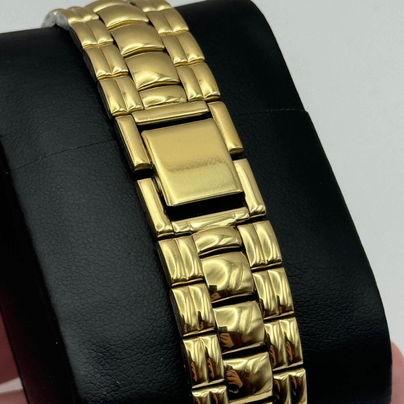 32mm Working Lorus V501-6J10 Quartz Watch Gold Tone New Battery 7.5 Inches