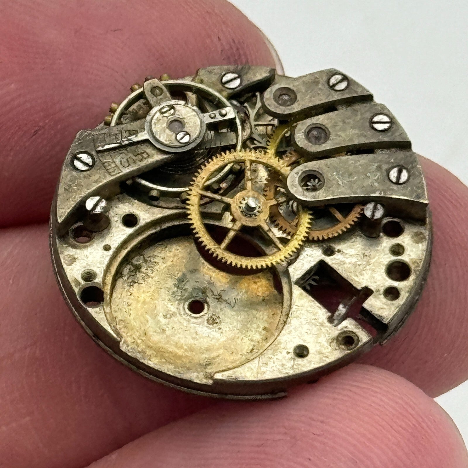 23.6mm Buren 10 1/2N Manual Wind Partial Watch Movement Swiss Vintage PARTS