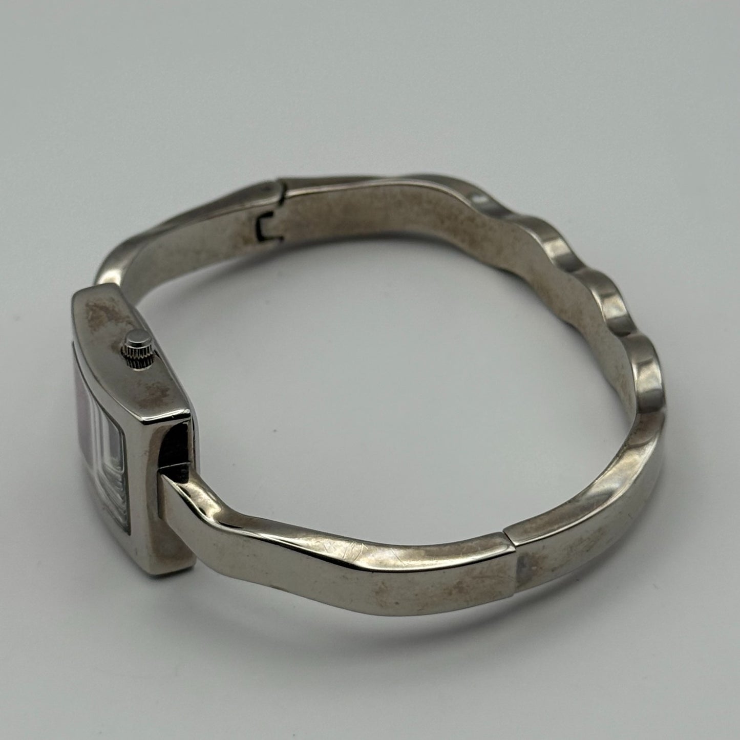 Solo Ladies Quartz Watch Pink Dial Silver Tone Bangle Working 20mm 6 Inches