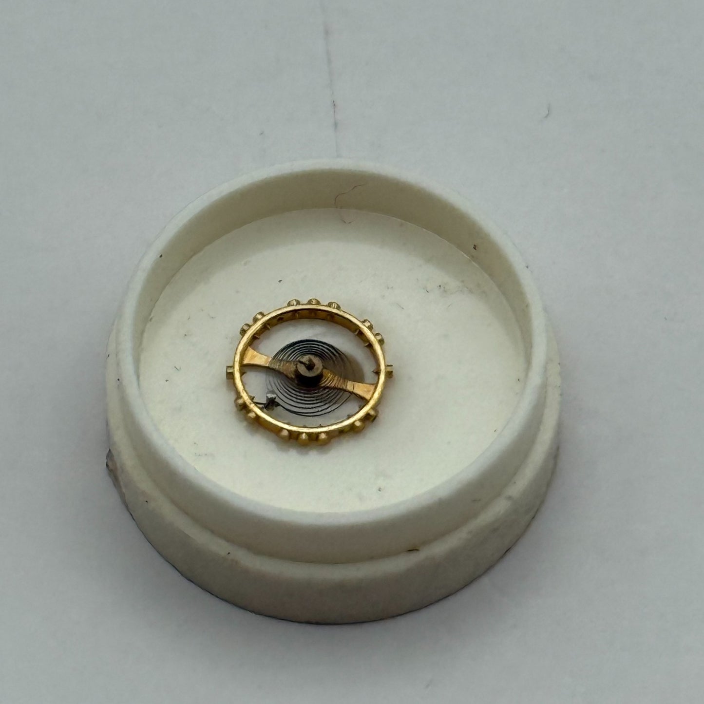 AS 976 1012 Balance Wheel Complete And Spring  532 M Watch Movement Parts NOS