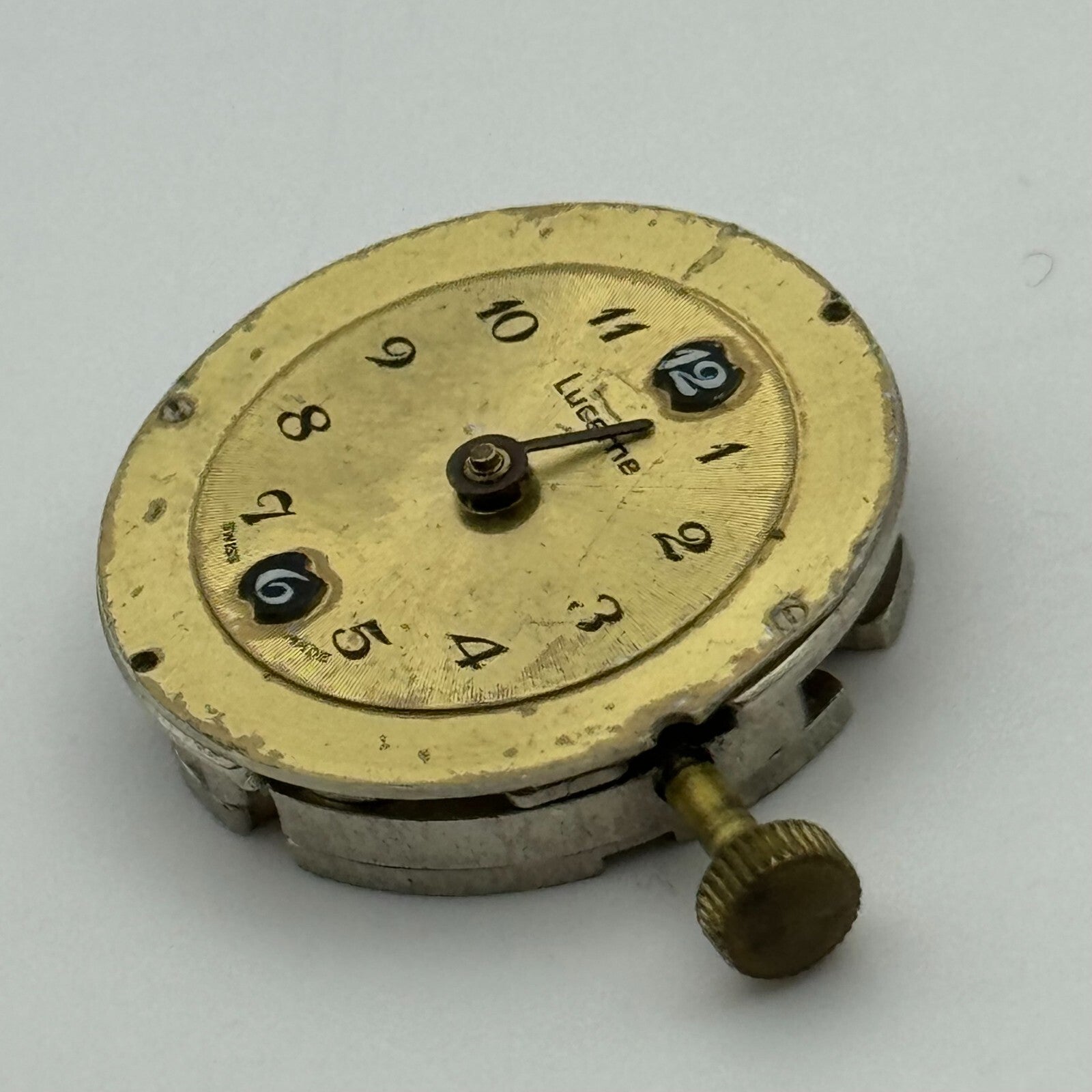 23.6mm Lucerne Basis Watch ZZ Manual Wind Swiss Watch Movement Vintage PARTS