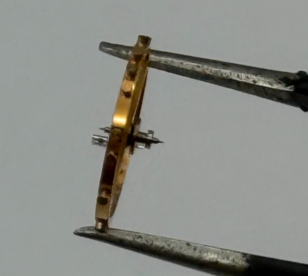 ETA 1080 Balance Wheel Complete And Spring  157 M Watch Movement Parts NOS