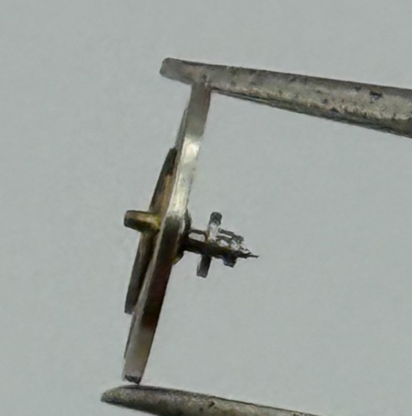 Brac 2051 Balance Wheel Complete And Spring 5½’’’ 69 M Watch Movement Parts 