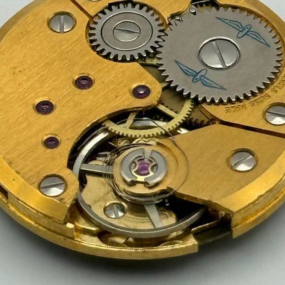 Peseux P 7046 Watch Movement Manual Wind Vintage 17 Jewels Swiss Parts 23.6mm