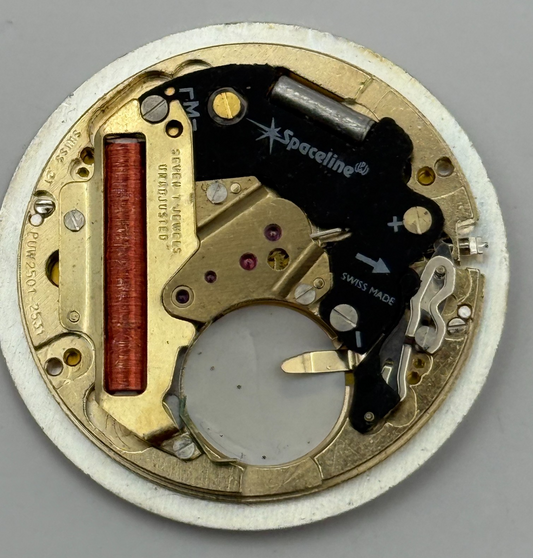 PUW 2501-2531 Quartz Watch Movement Spaceline Everite Date Vintage Parts 25.9mm