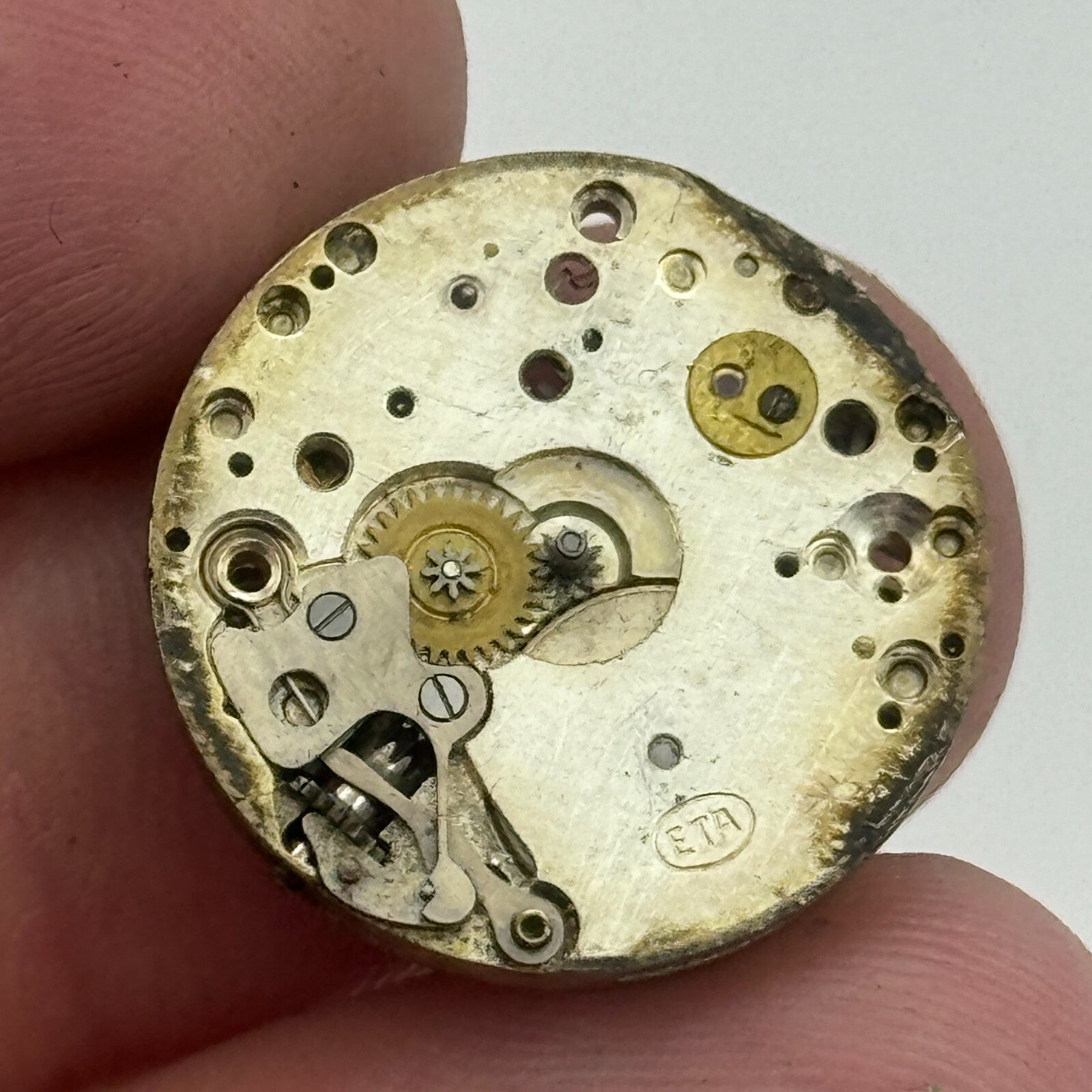19.7mm ETA 15 Jewels Swiss Manual Wind Watch Movement Vintage PARTS SPARES
