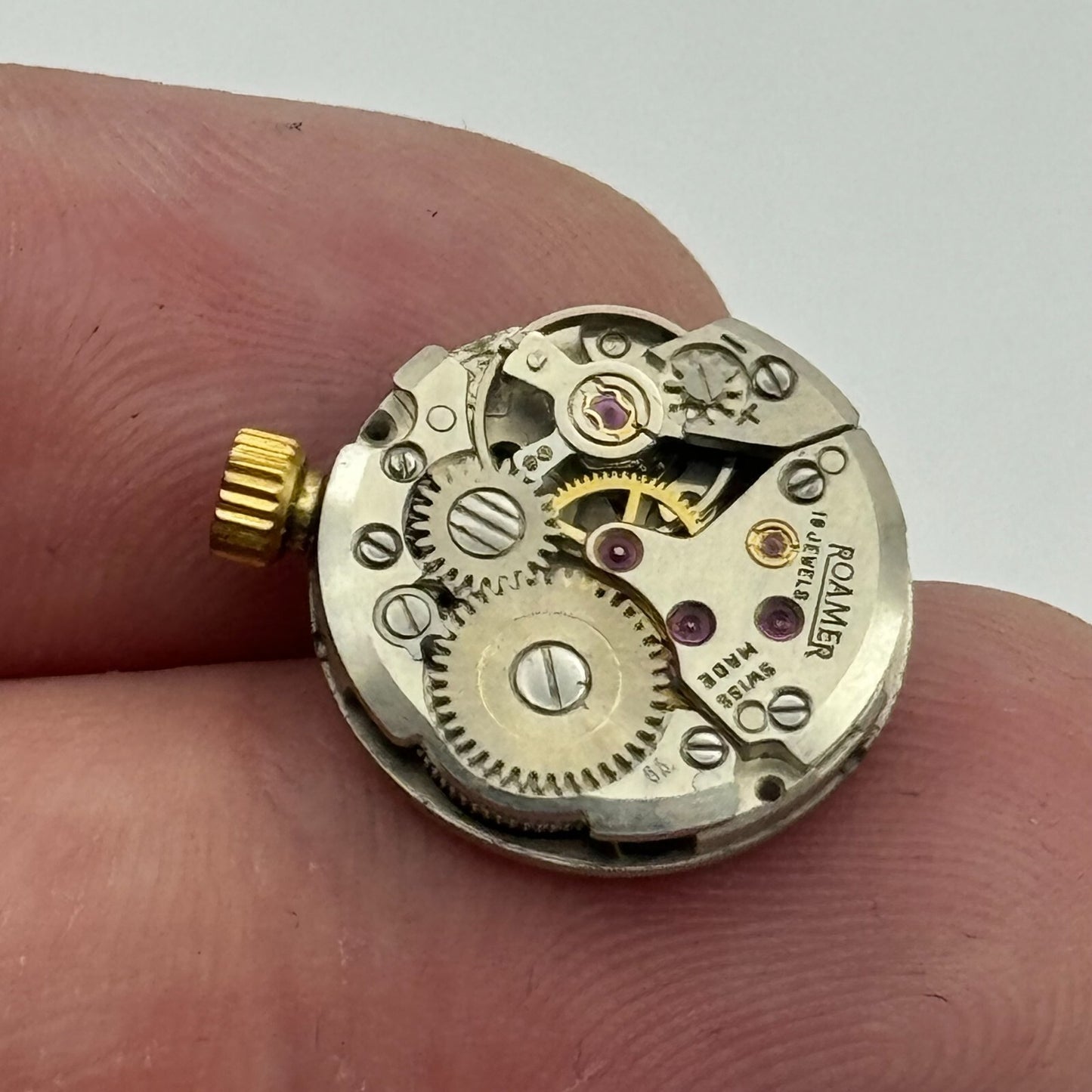 15.5mm Ladies Roamer MST 468 Manual Wind Swiss Watch Movement Vintage FOR PARTS