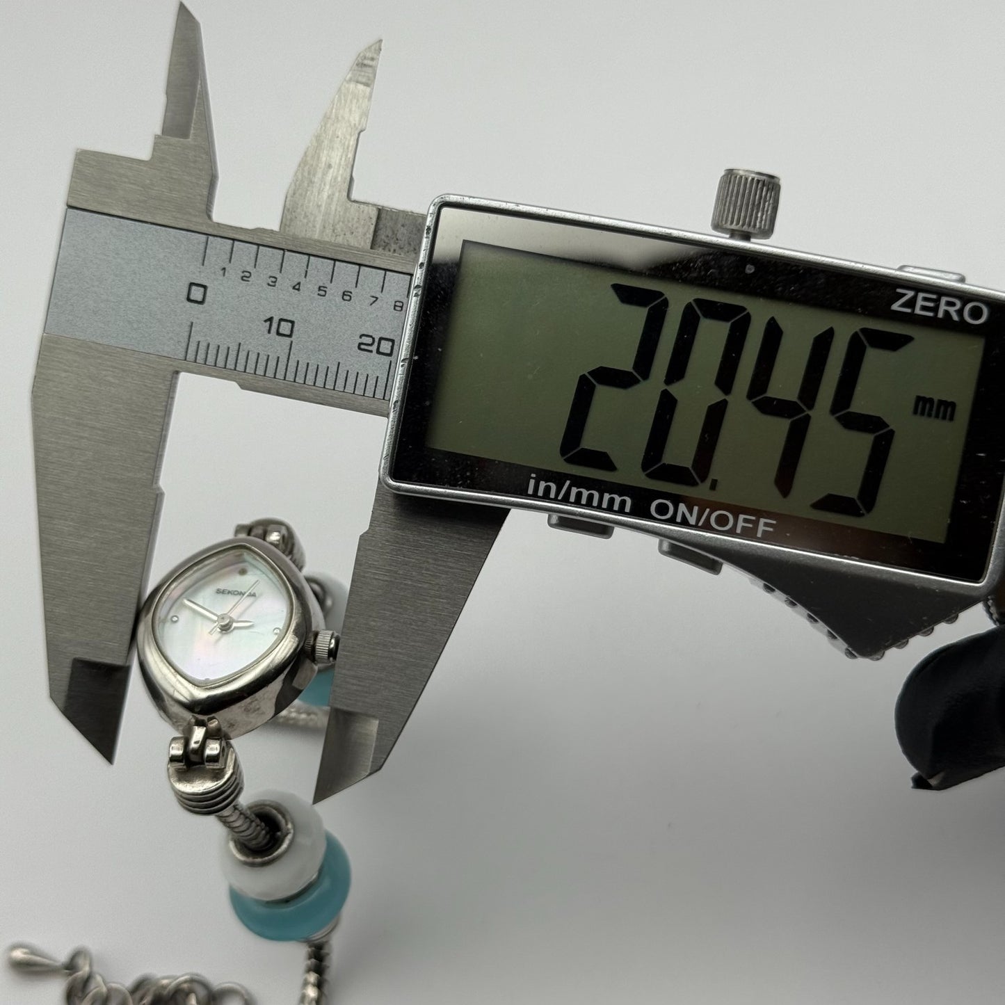 Sekonda Ladies Quartz Watch MOP Dial Beaded Design Bracelet Japan Working 20mm