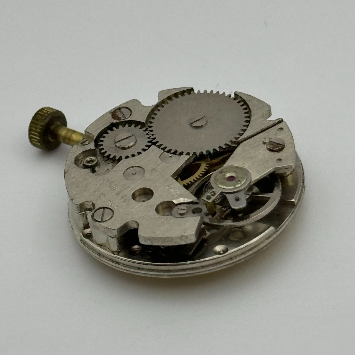 23.6mm Lucerne Basis Watch ZZ Manual Wind Swiss Watch Movement Vintage PARTS