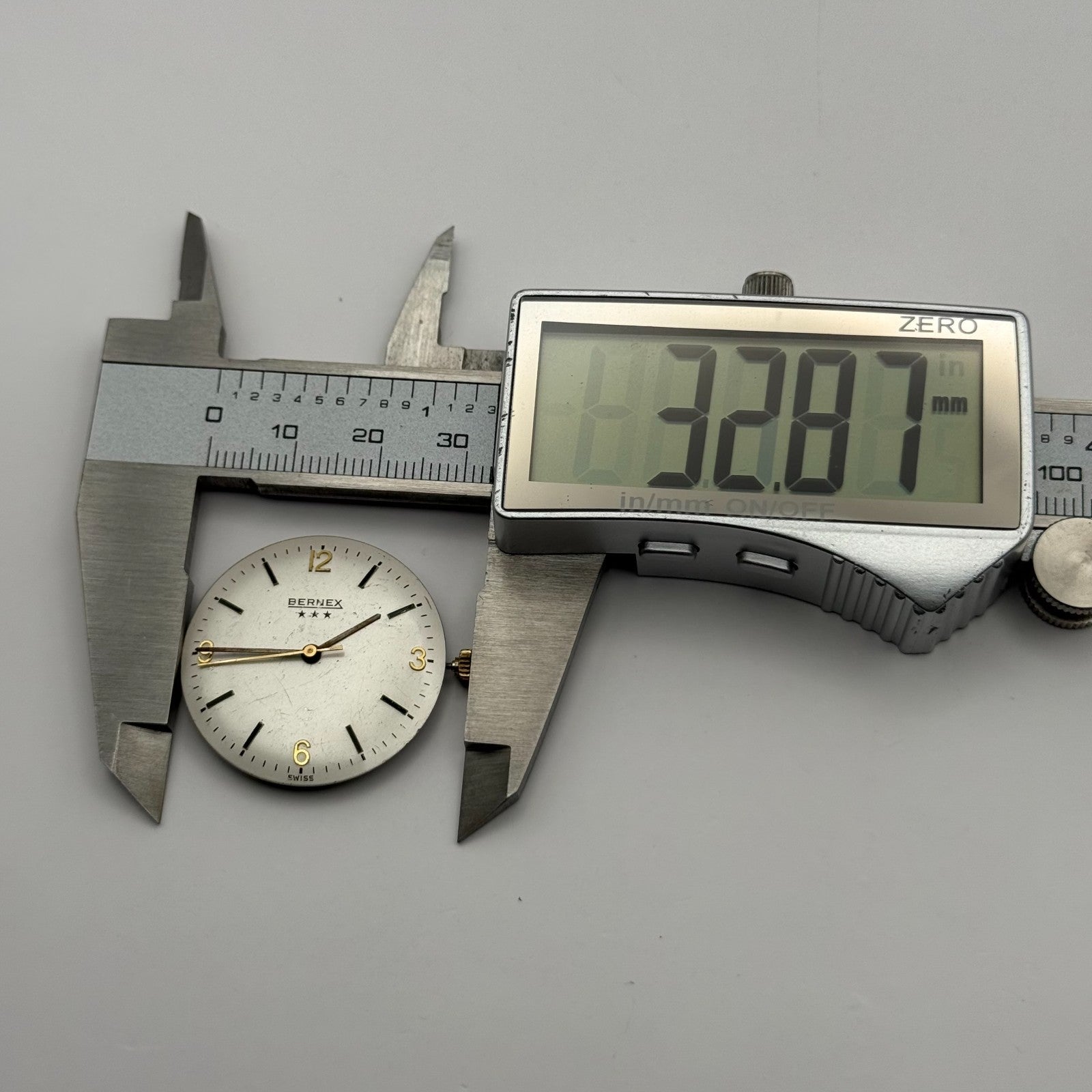 ETA 2750 Watch Movement Running Bernex Manual Wind Vintage Parts Repair 25.8mm