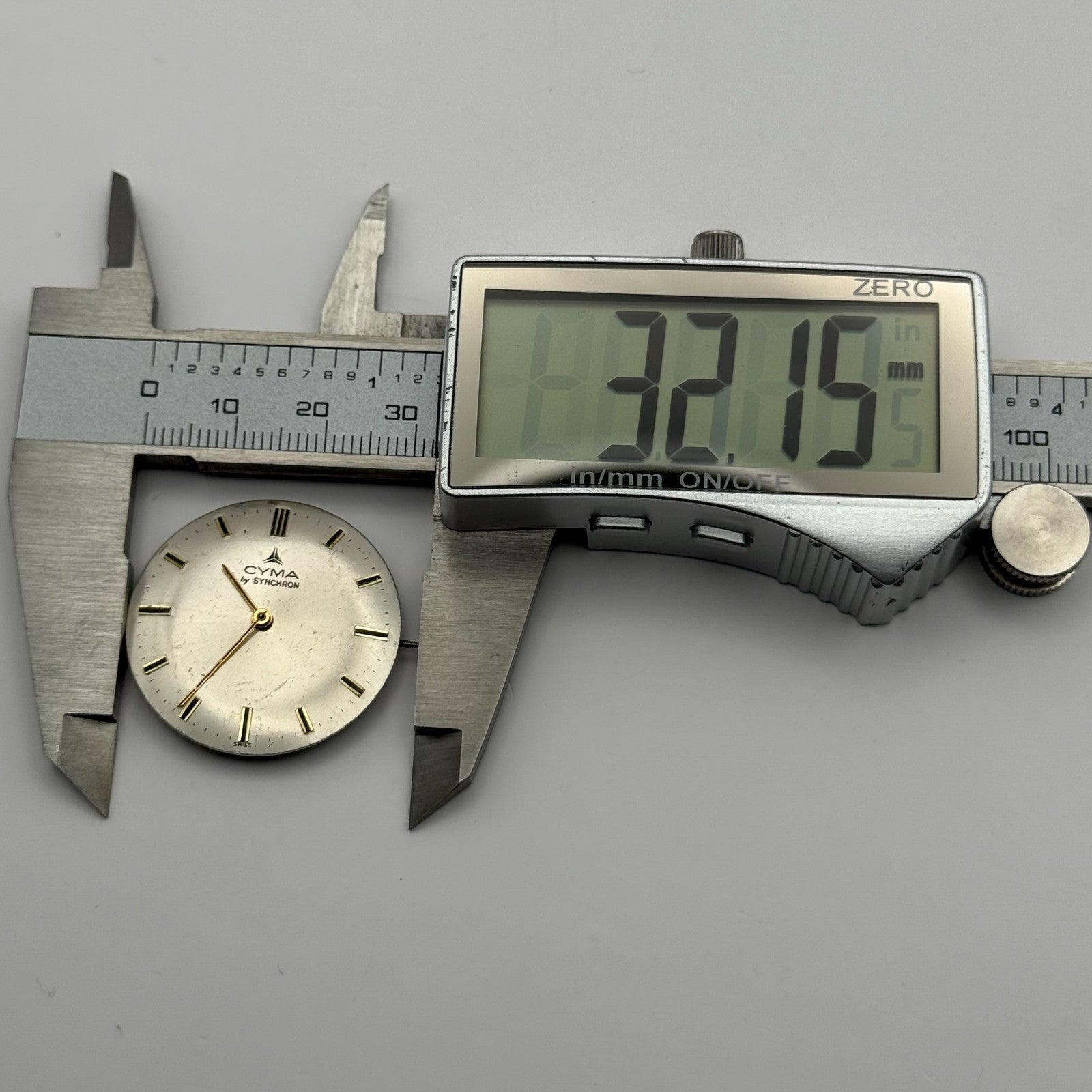 ETA 2750 Watch Movement Cyma By Synchron Manual Wind Vintage Parts Repair 25.4mm