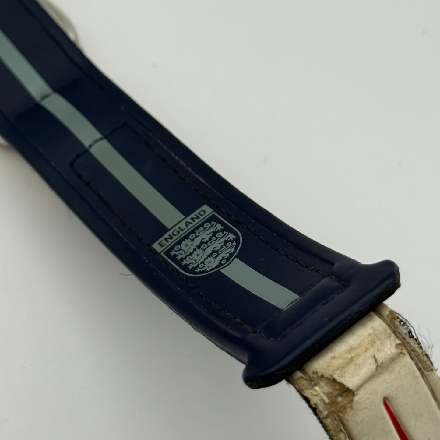 England National Football Men's Quartz Watch Red White Cross Dial Working 32mm