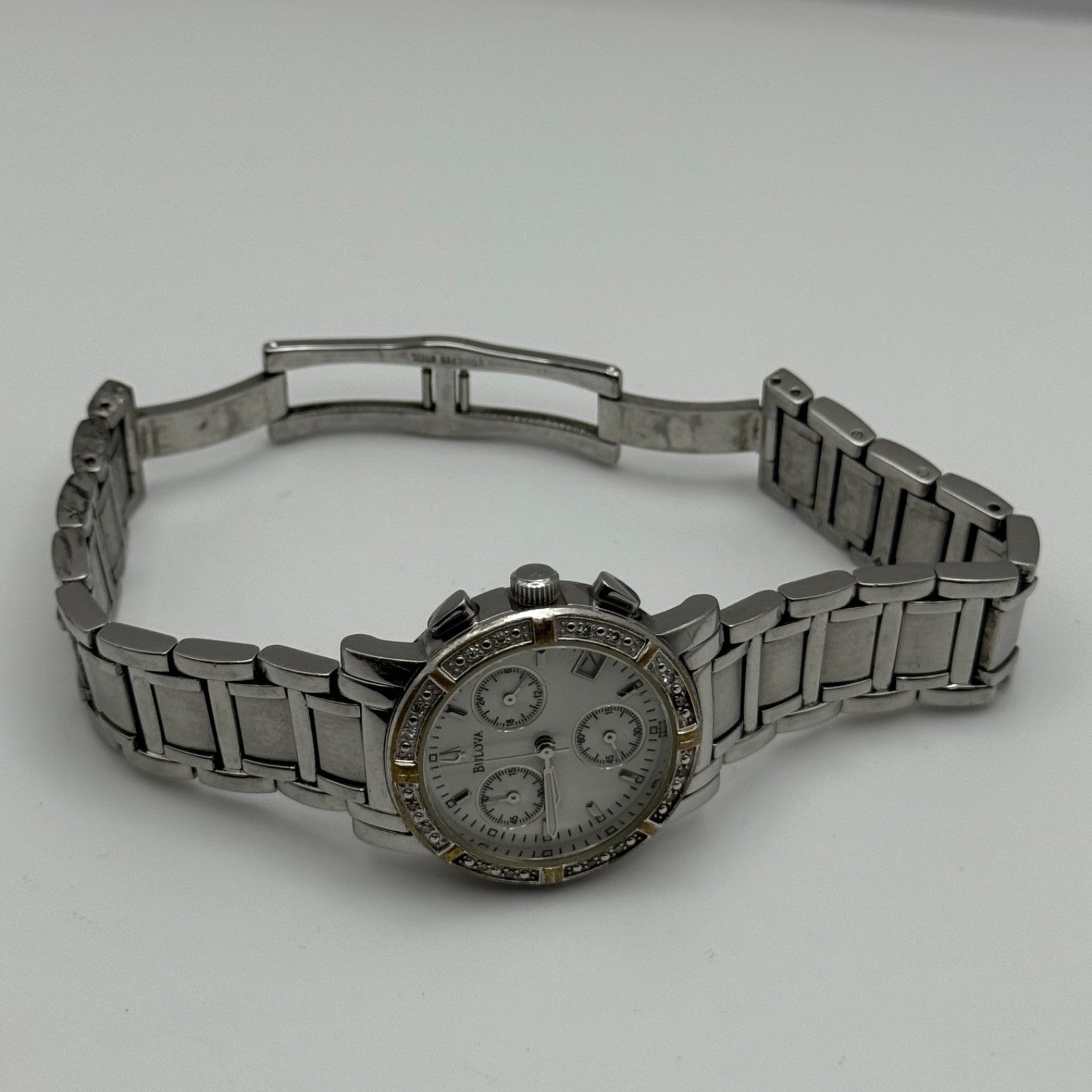 Bulova Swiss Chronograph Watch Quartz Date Dial 29mm C837317 Bracelet Ladies
