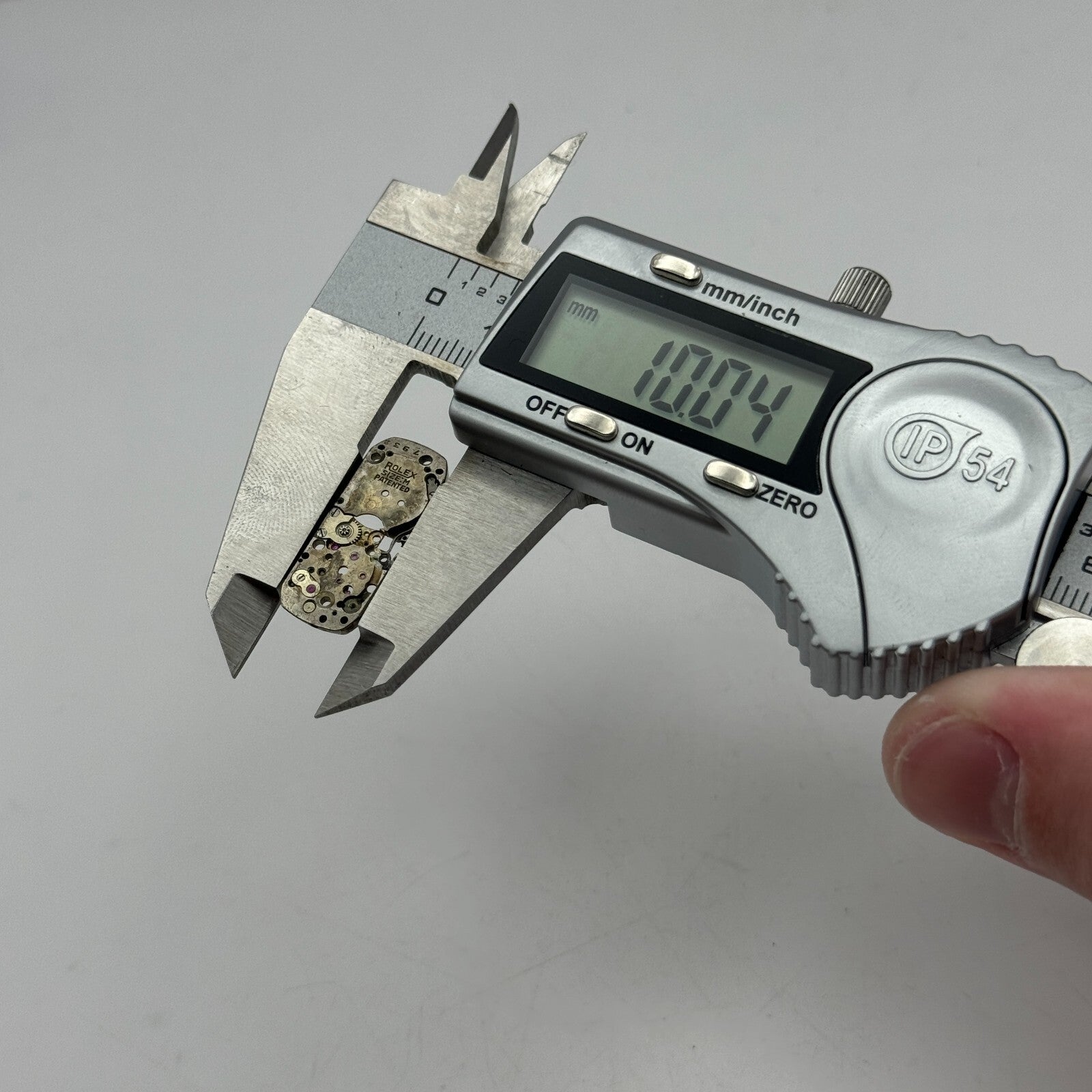 10mm Rolex Size M Patented Main Plate Manual Wind Vintage Watch Movement PARTS