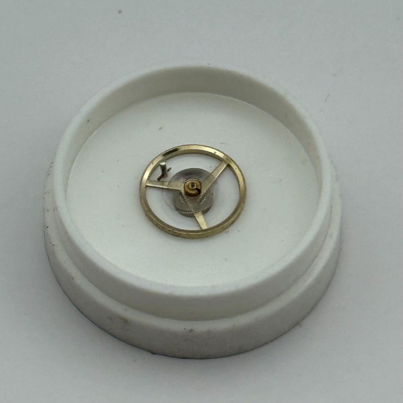 FEF 6620 Balance Wheel Complete And Spring 5½’’’  1450 M Watch Movement Parts