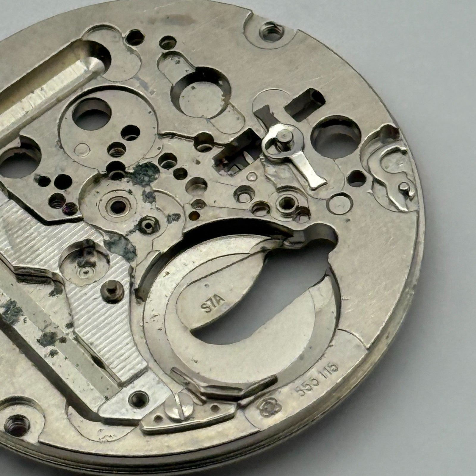 ETA 555.115 Quartz Watch Movement Vintage Swiss Parts Repair Spares 26.1mm