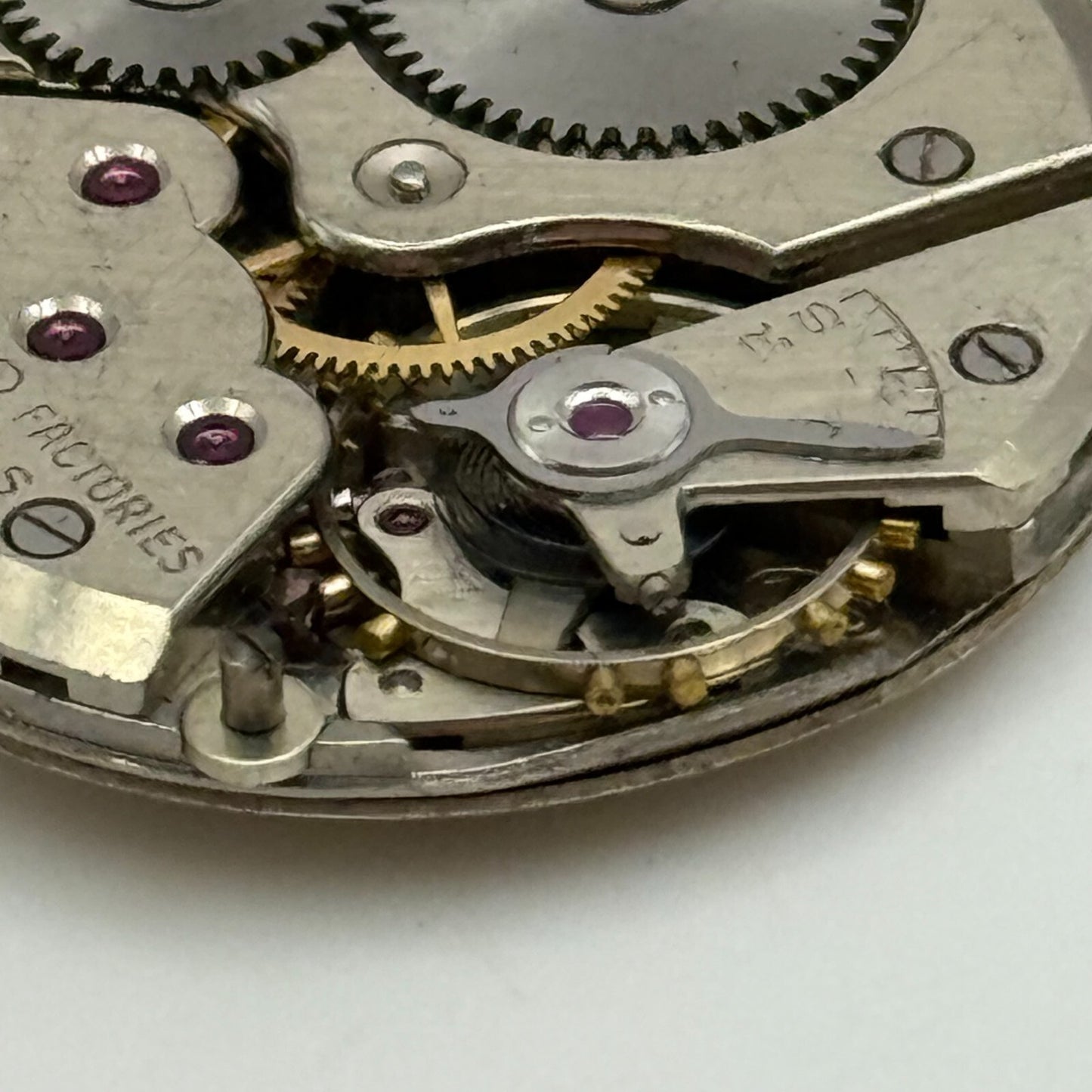 28.2mm Men's Vintage Movado 5935 Cal 125 Manual Wind Watch Movement PARTS REPAIR