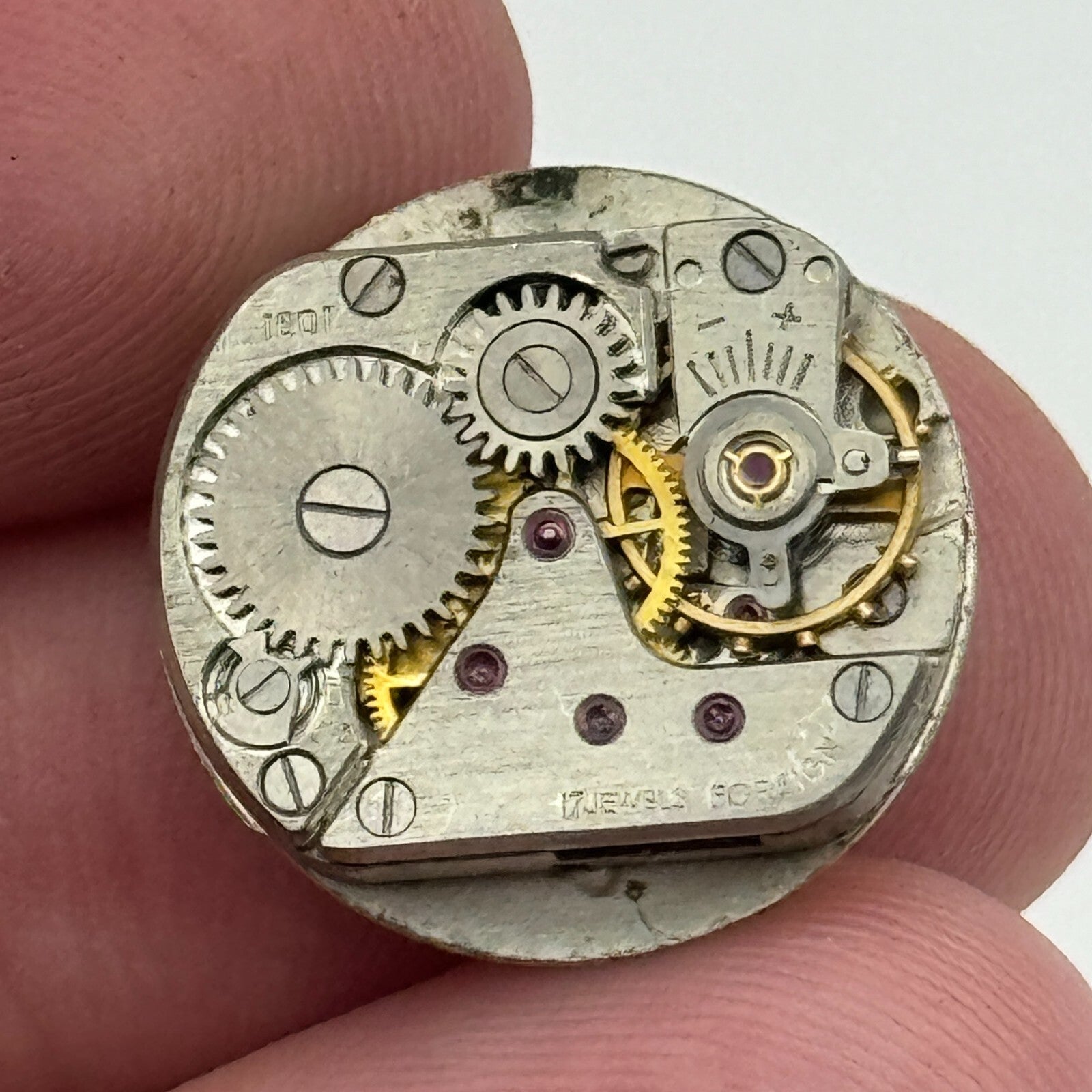 13.8mm Ladies Slava Cal 1601 Manual Wind Watch Movement Swiss Vintage PARTS