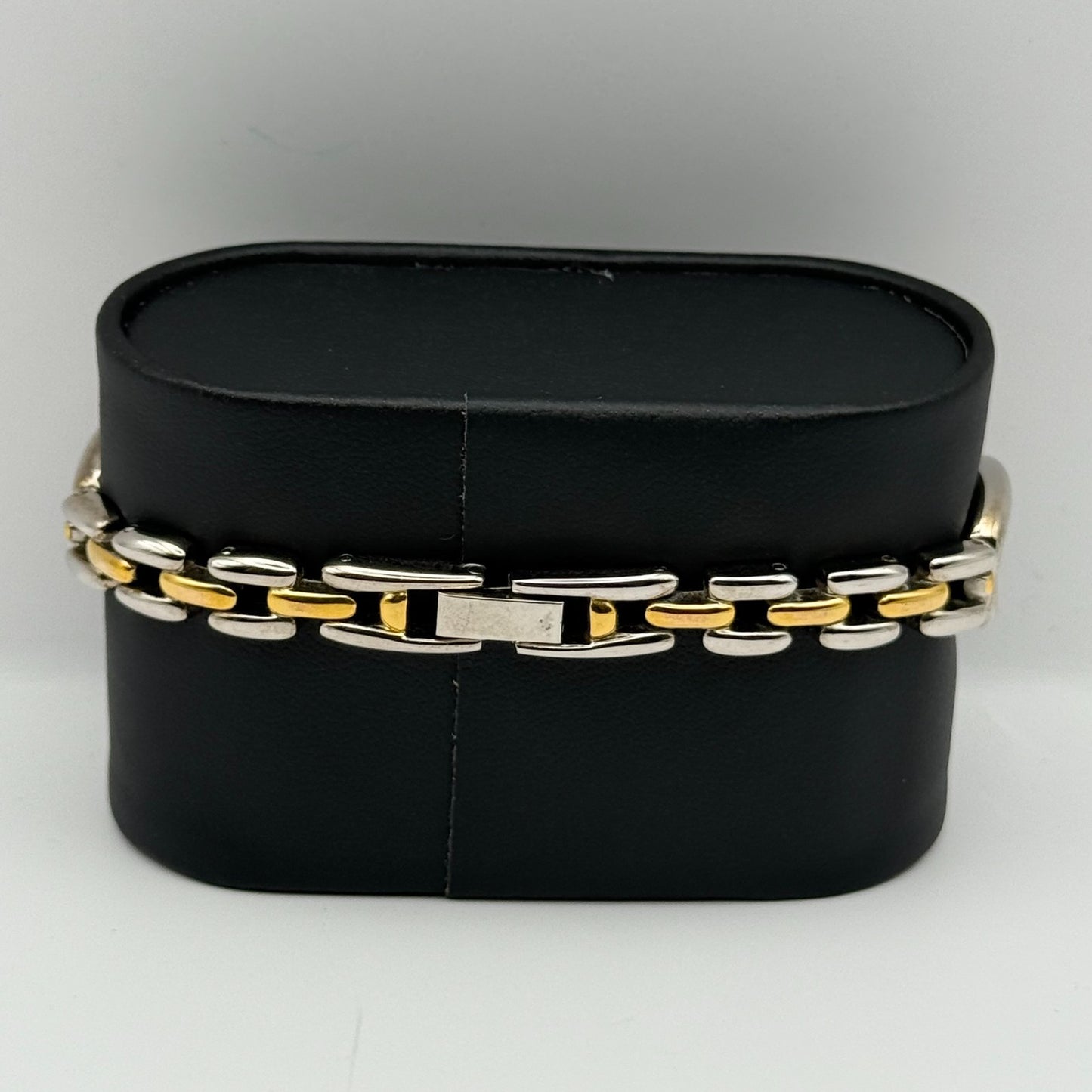 Carvel Ladies Quartz Watch MOP Oval Dial Silver Gold Tone Bracelet Working 19mm